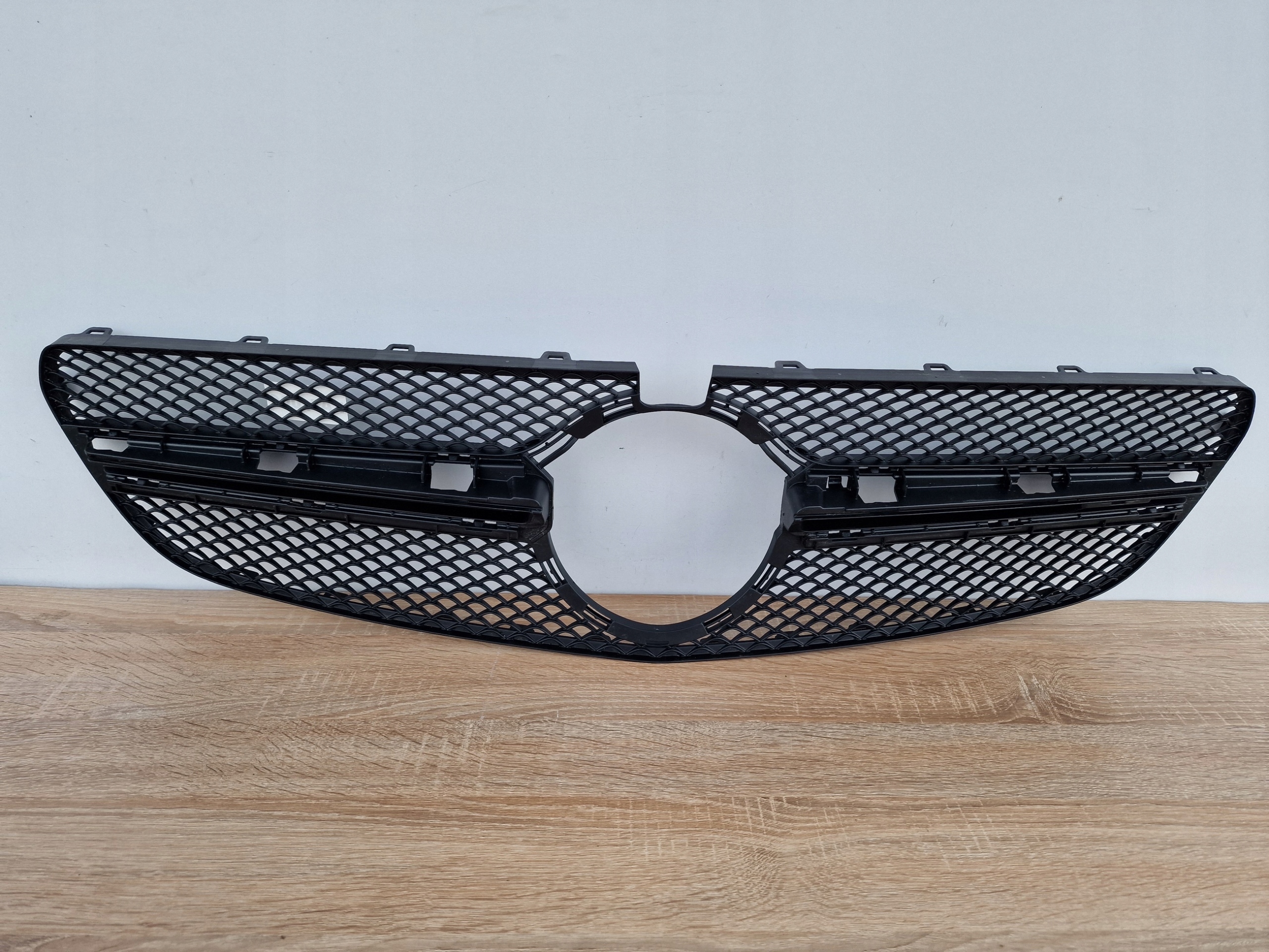 MERCEDES E-KLASA 238 AMG COUPE CABRIO GRILLE