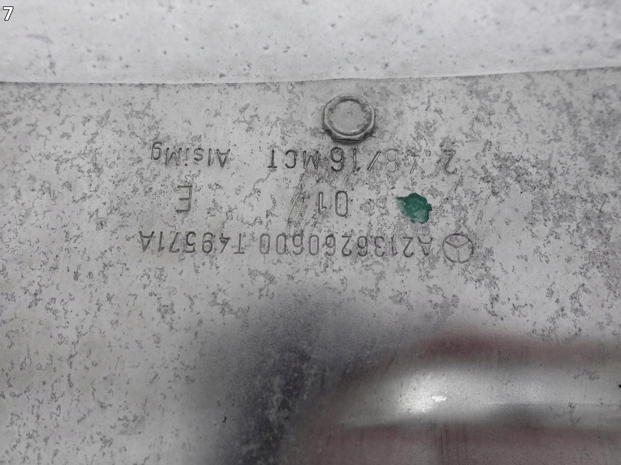 MERCEDES E-KLASA W213 WZMOCNIENIE PAS PRZÓD Wersja Europejska