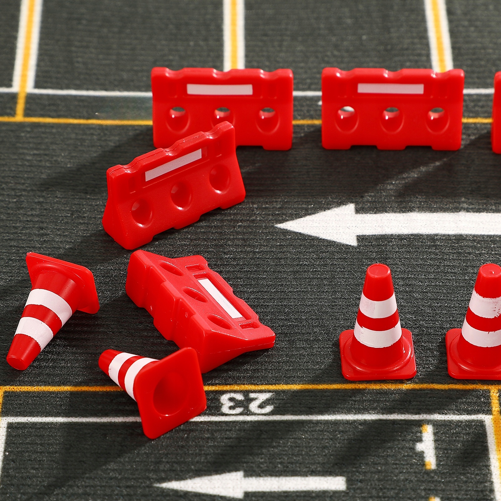 ZNAK DROGOWY BARYKADA ZABAWKA DZIECIĘCA 24 SZT Długość (cm) 3.5