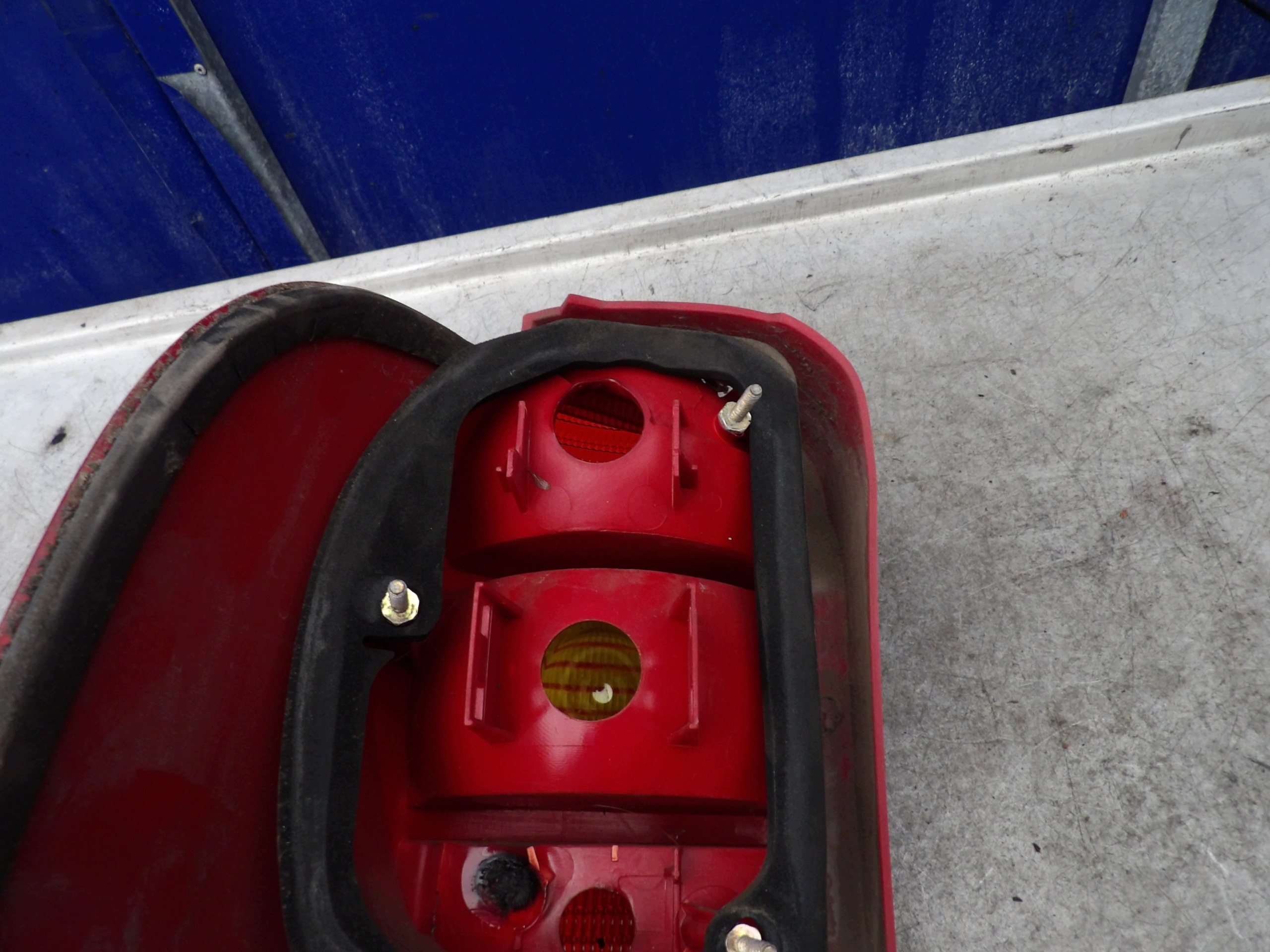 VW Sharan 1,9 tdi light rear right