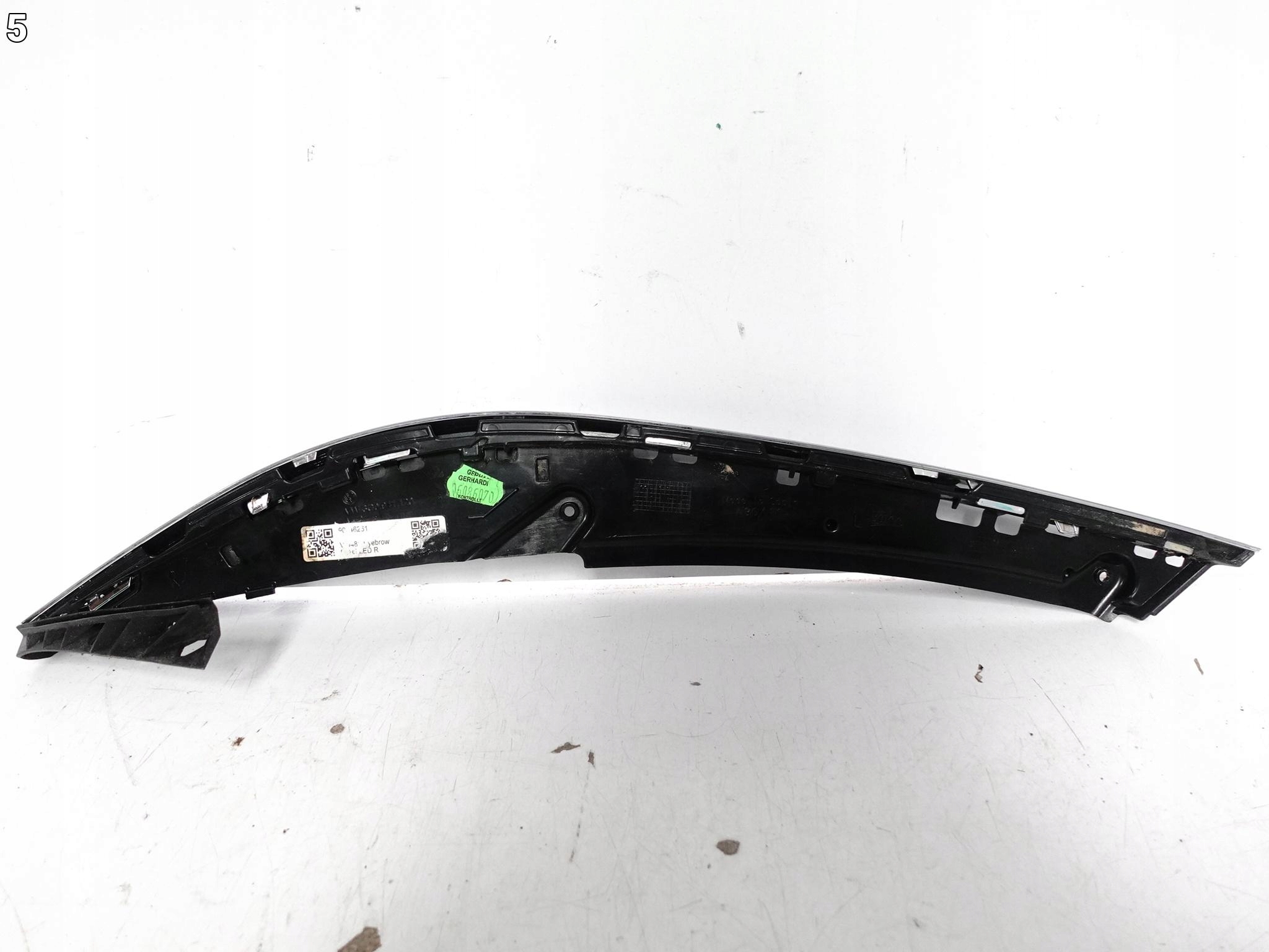 VW PASSAT B8 3G0 15- moulding CHROM NAD REFLEKTOR grill grille front right