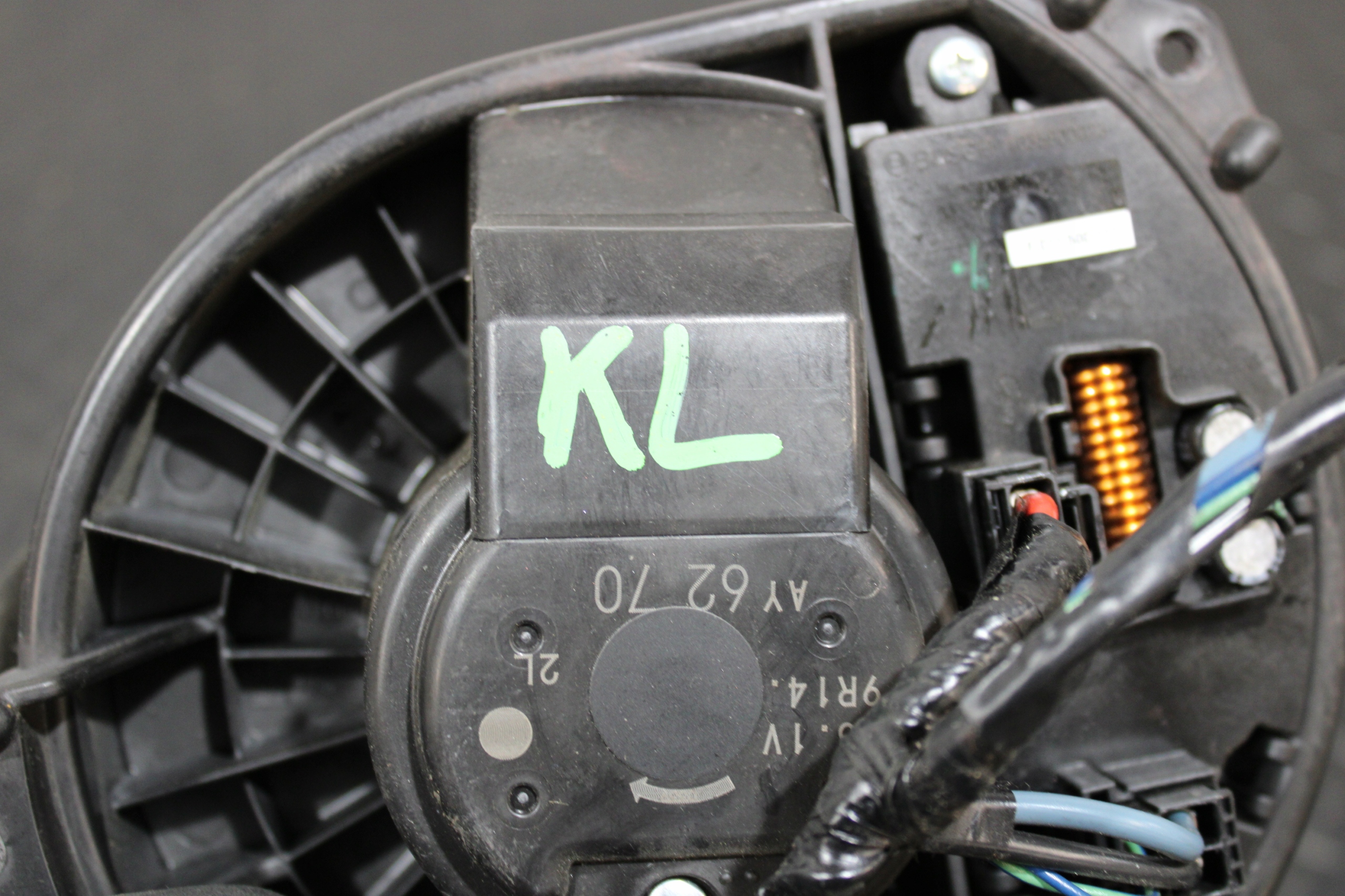 tOPENÍ ventilátor topení JEEP CHEROKEE KL