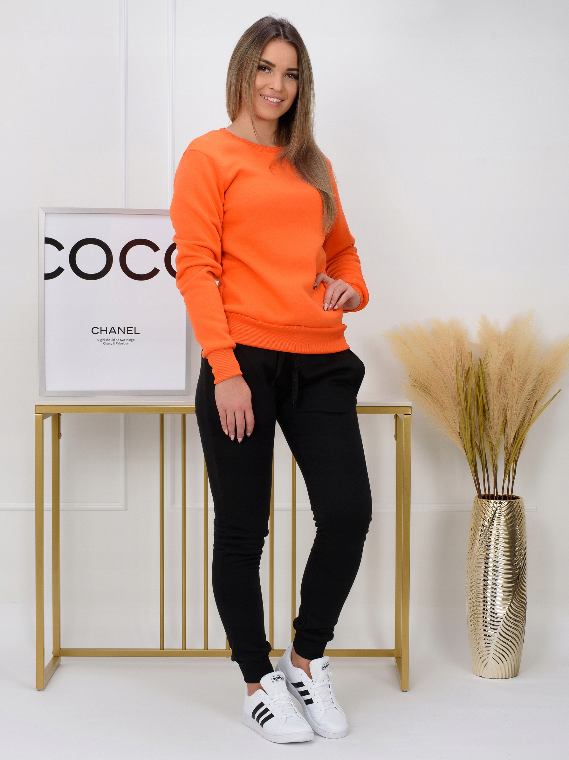 CK01 + D01 r. XL DAMSKI KOMPLET DRESOWY Płeć kobieta