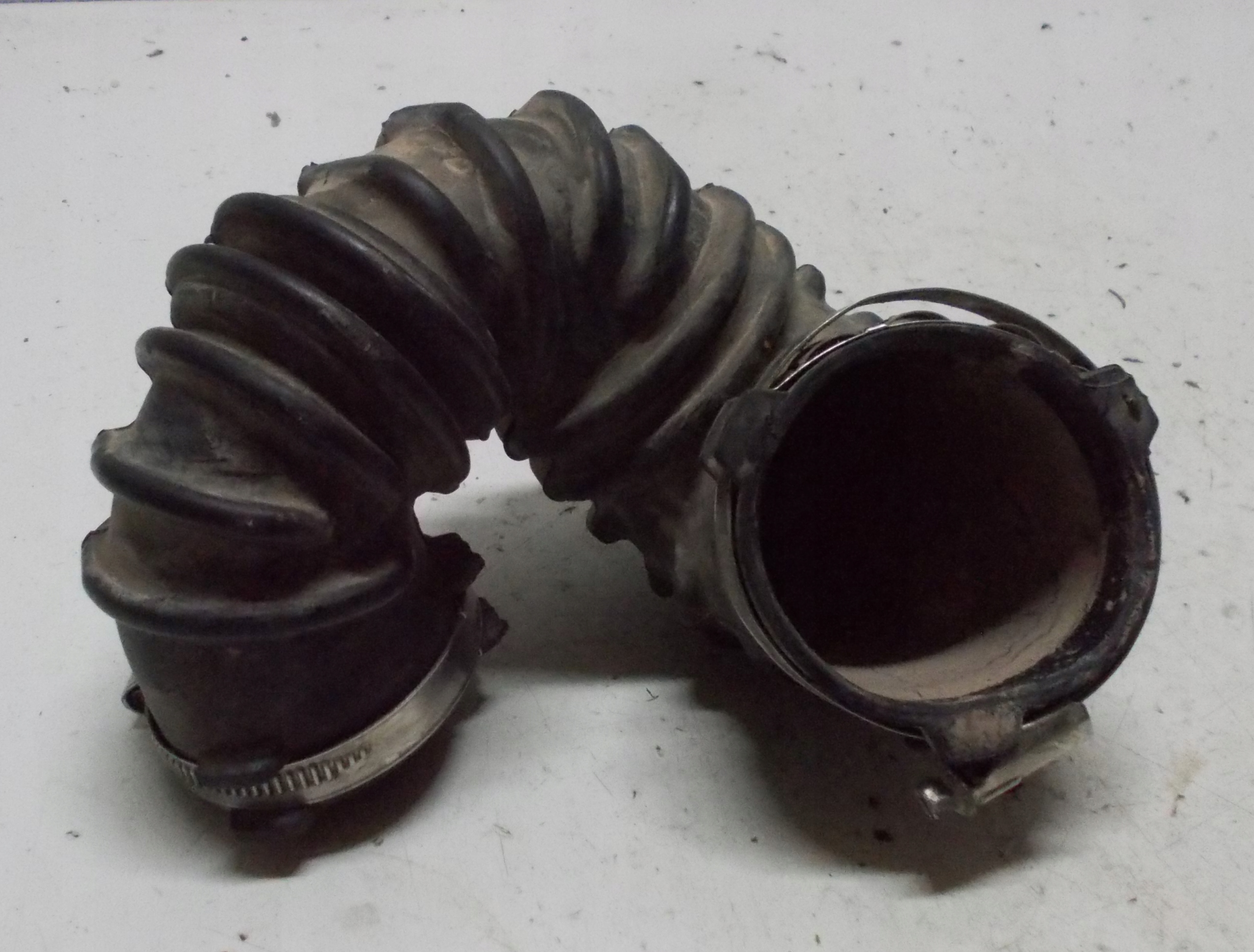 AUDI A6 C6 2.0 TFSI 08R pipe wiring air