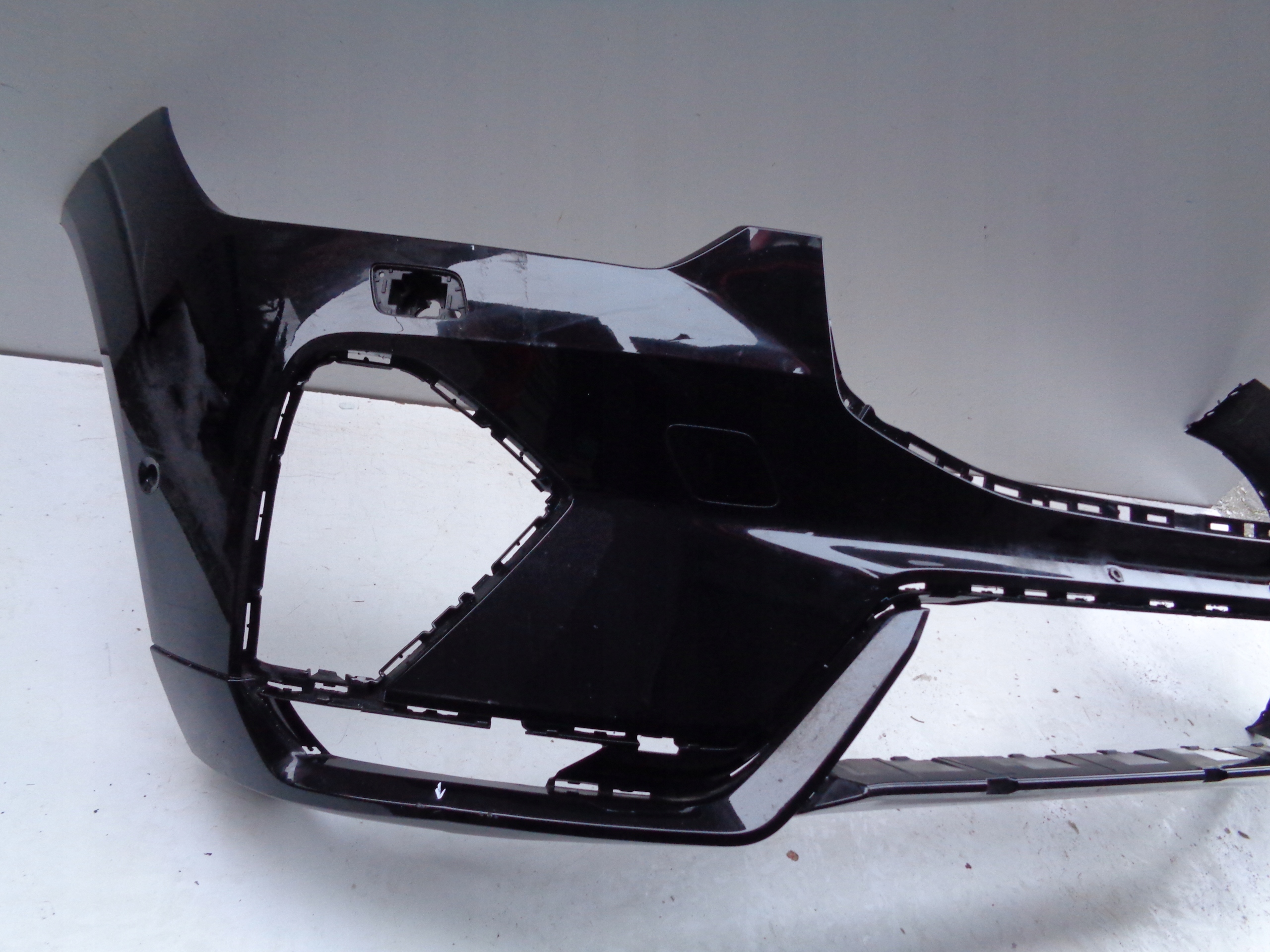 front bumper VOLVO XC60 II 21- LIFT R-design NR 49612