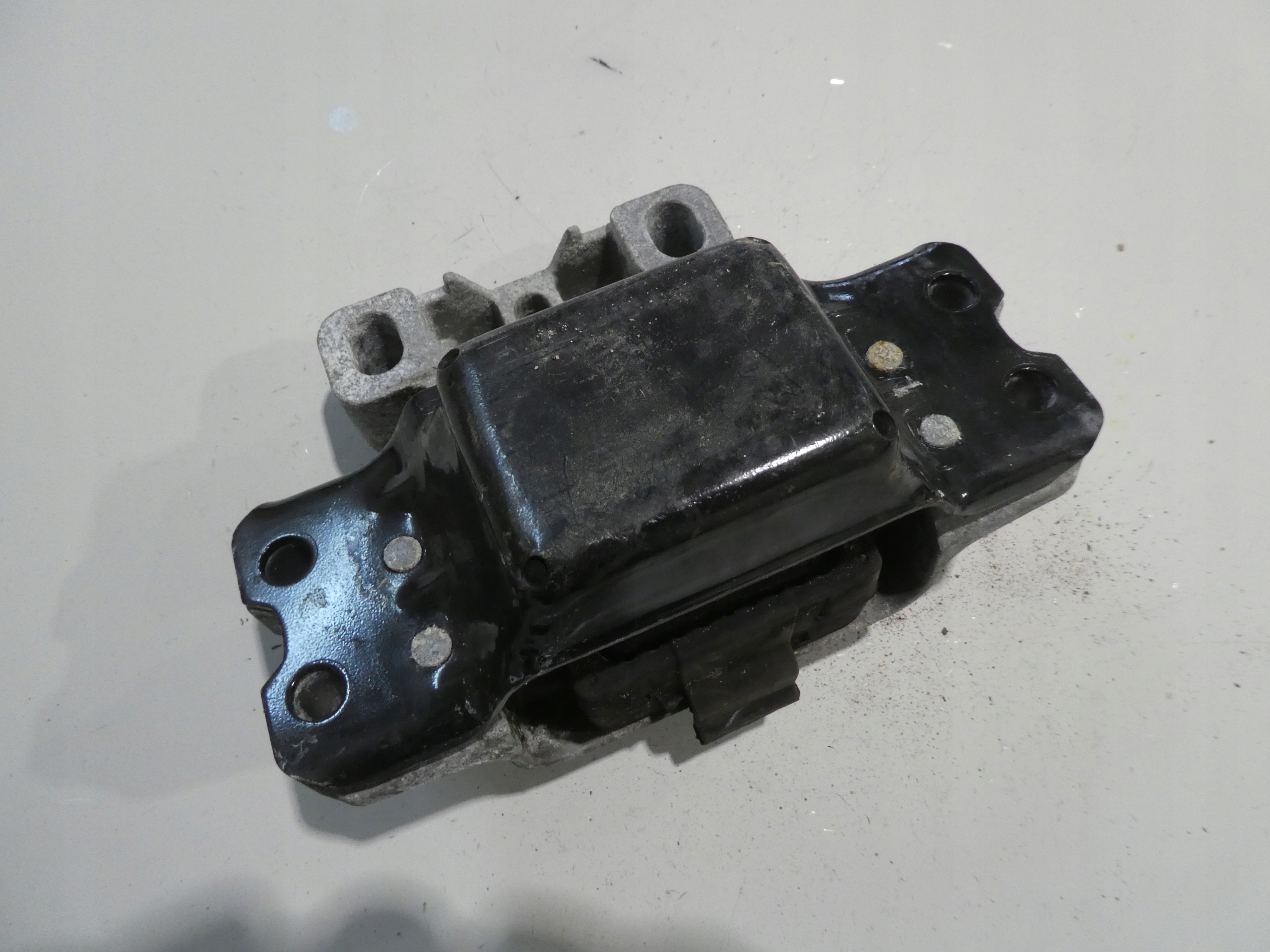 holder gearbox mounting 1K0199555AC AUDI VW SEAT