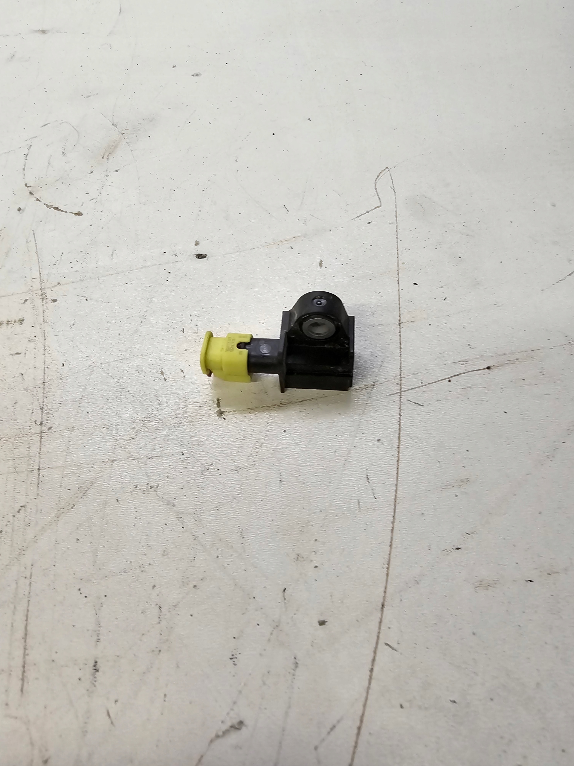 impact sensor front AUDI A3 8V 5Q0959651B