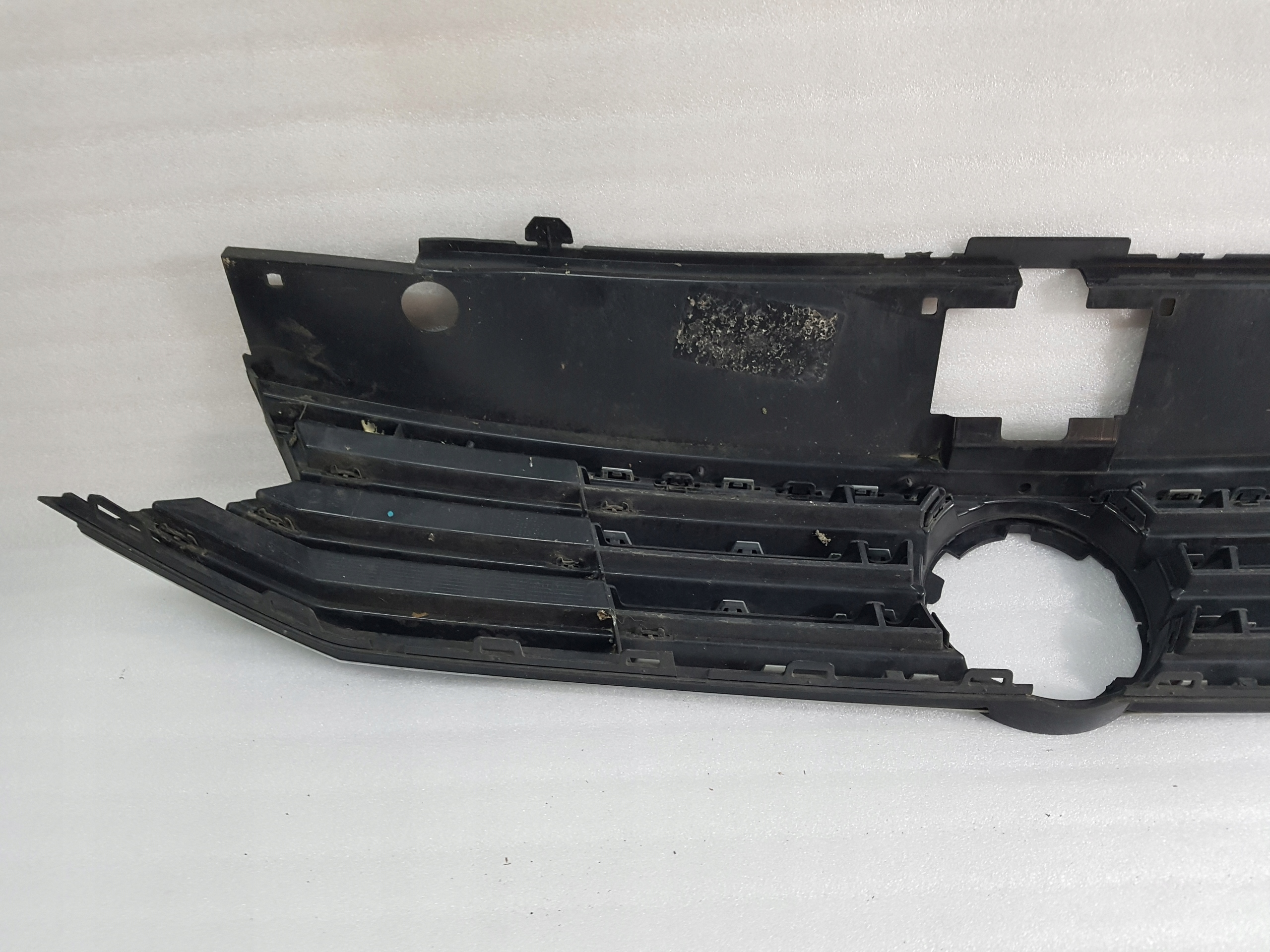 VW Passat B8 Kühlergrill FRONTGRILL Kühlergitter 3G0853653 - Thumbnail 11