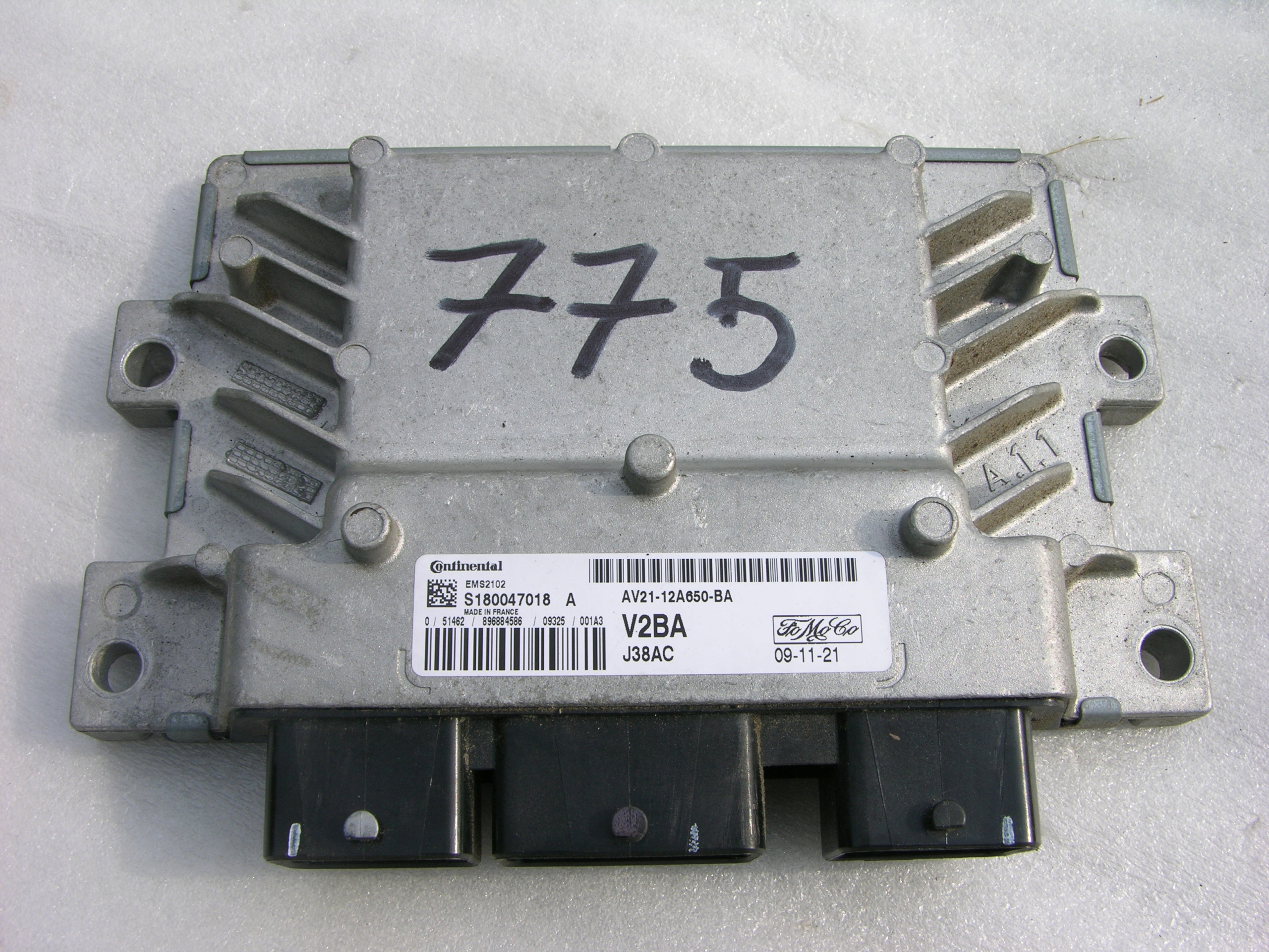 FORD FIESTA MK7 1.25 petrol control unit of the engine