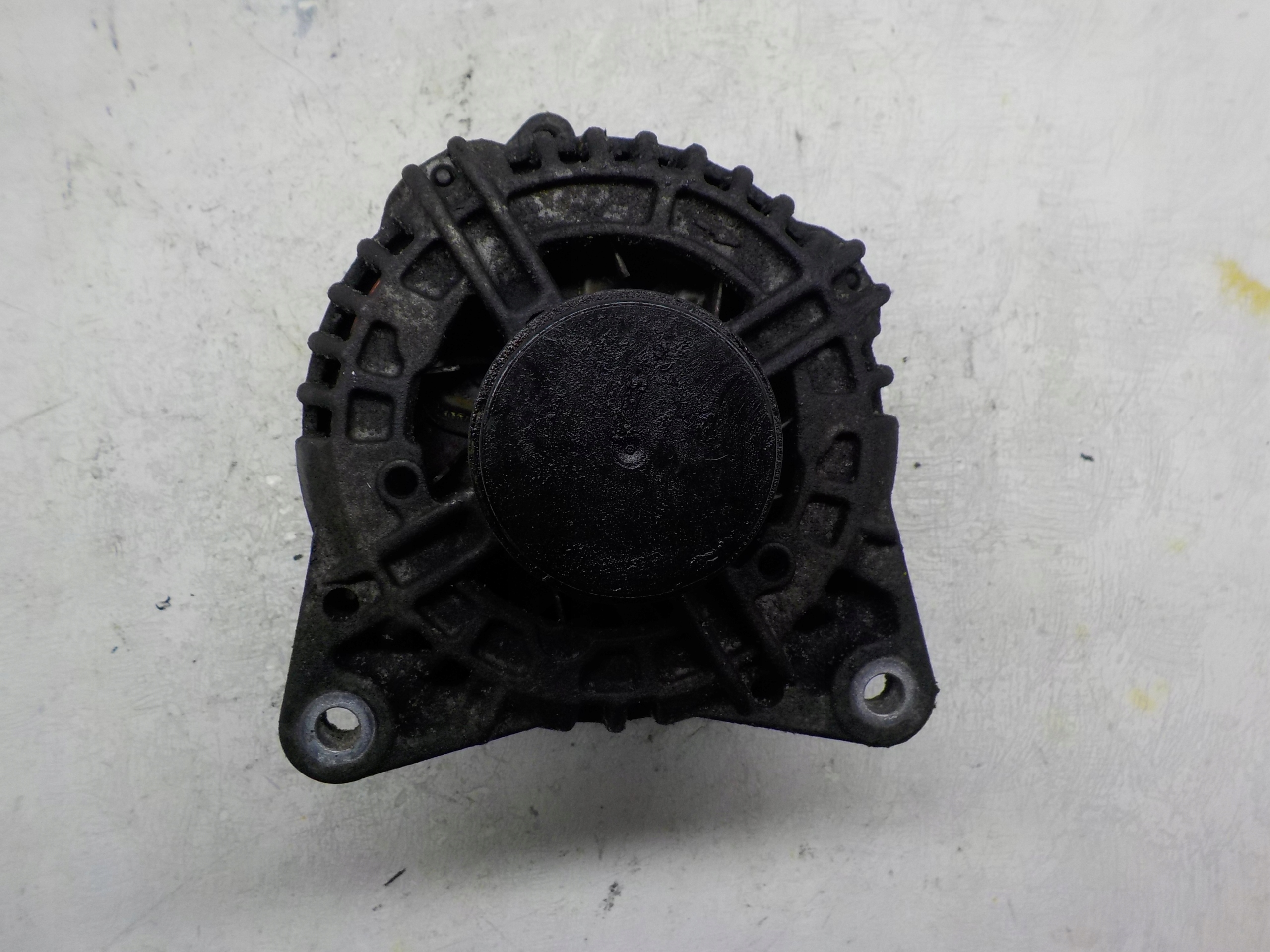 RENAULT KANGOO 1.5 DCI ALTERNATOR 0124525139