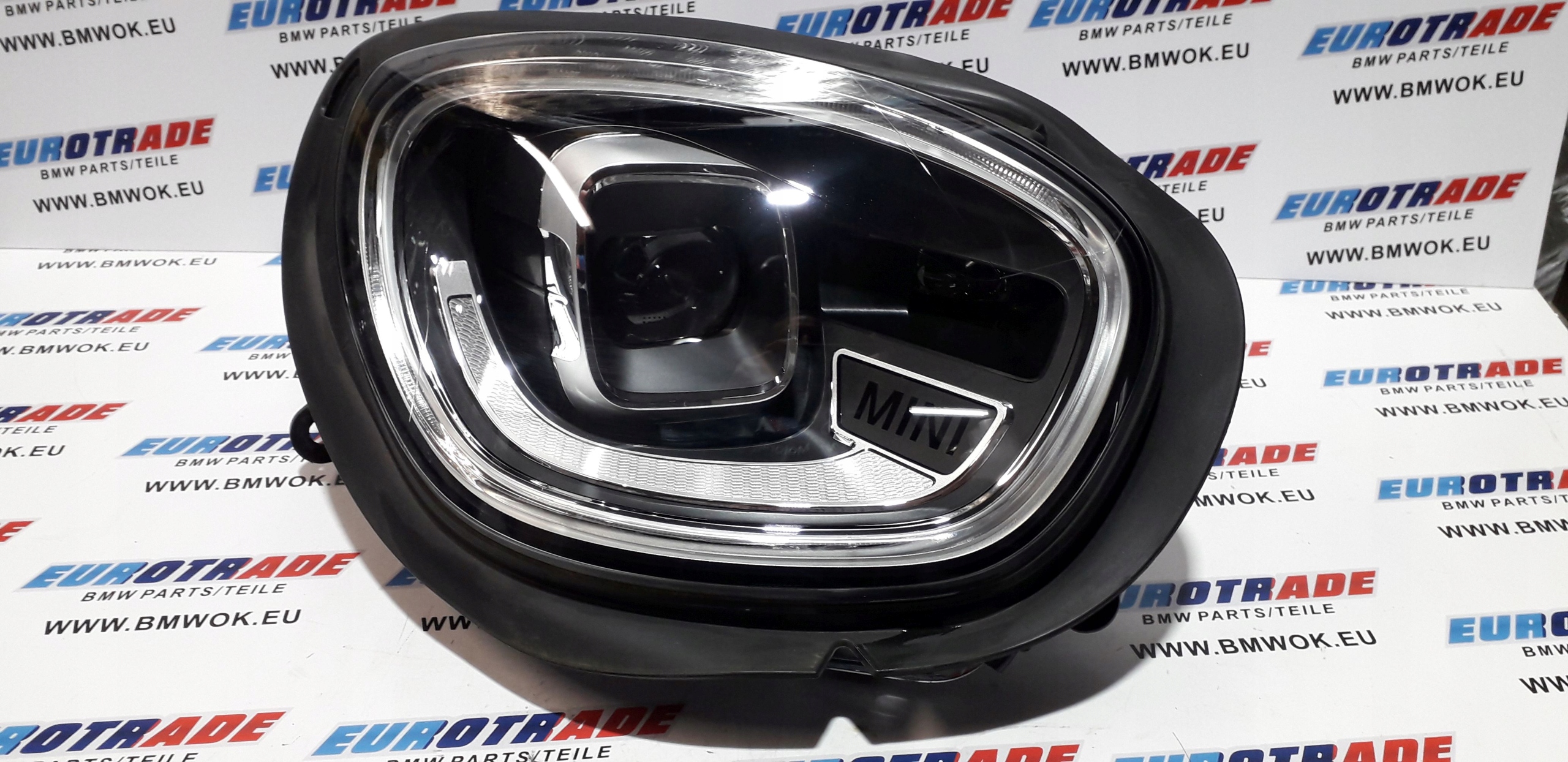 MINI COUNTRYMAN F60 рестайлинг фара левая правая led