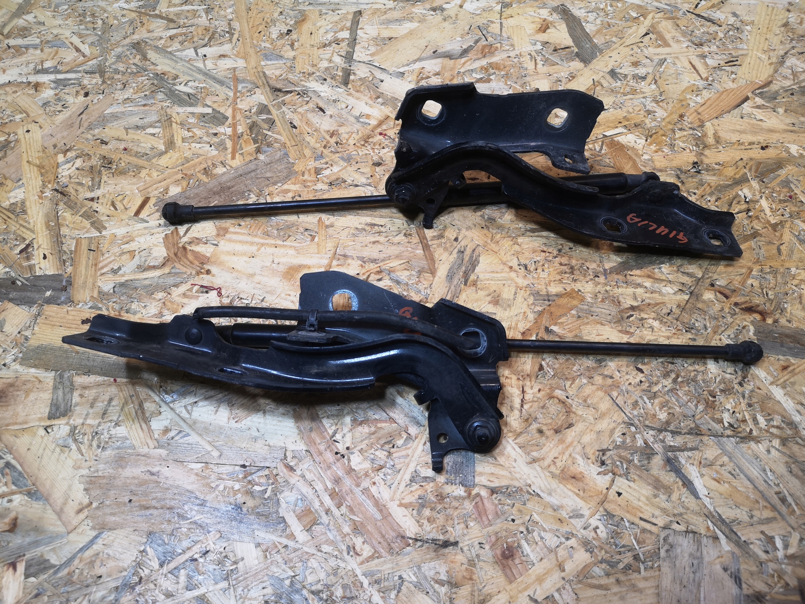 ALFA ROMEO GIULIA ZAWIASY MASKI LEWY PRAWY KOMPLET