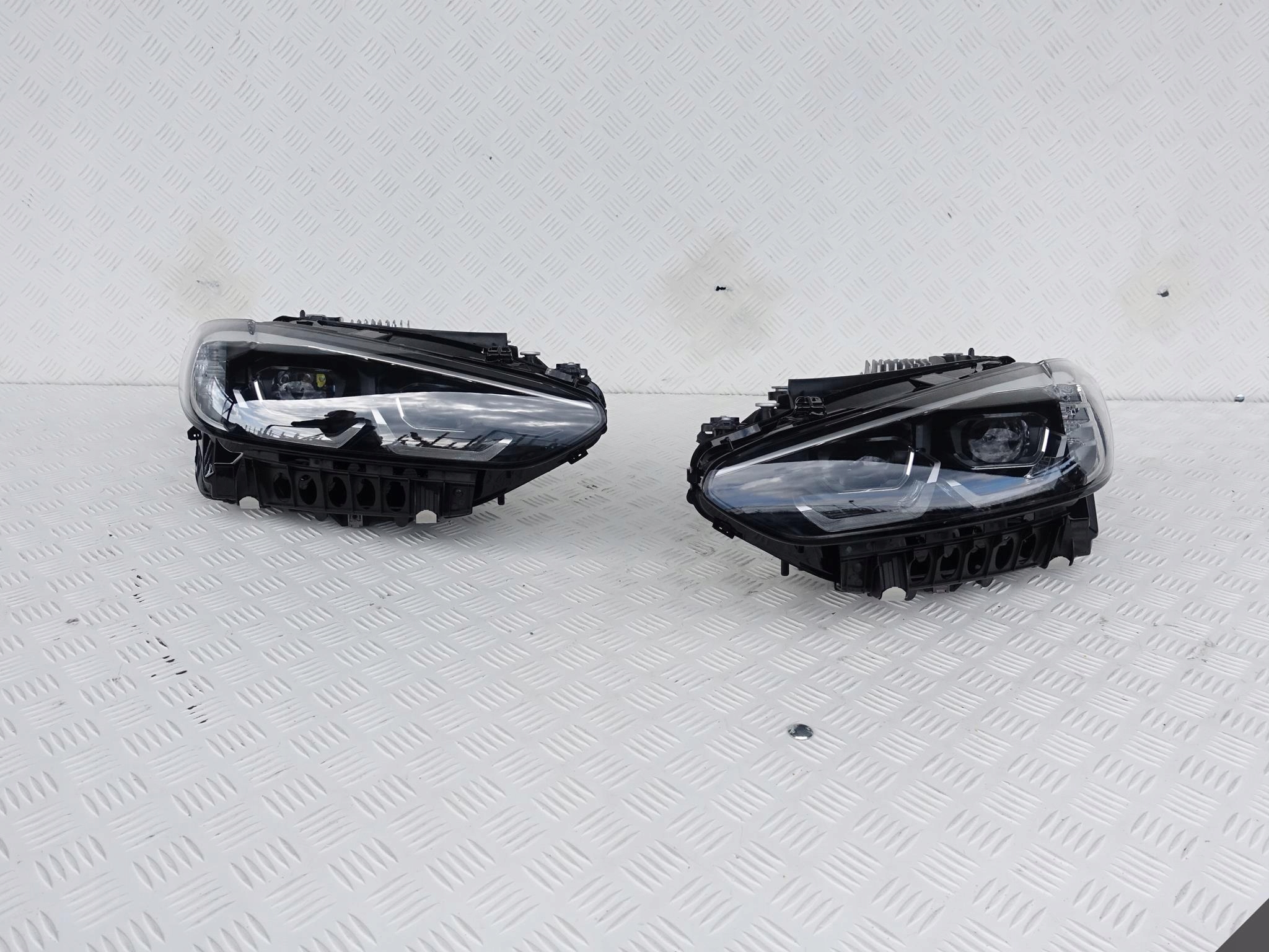 BMW 4 G22 G23 G26 FULL LED KOMPLETNE L+P EUROPA LAMPA