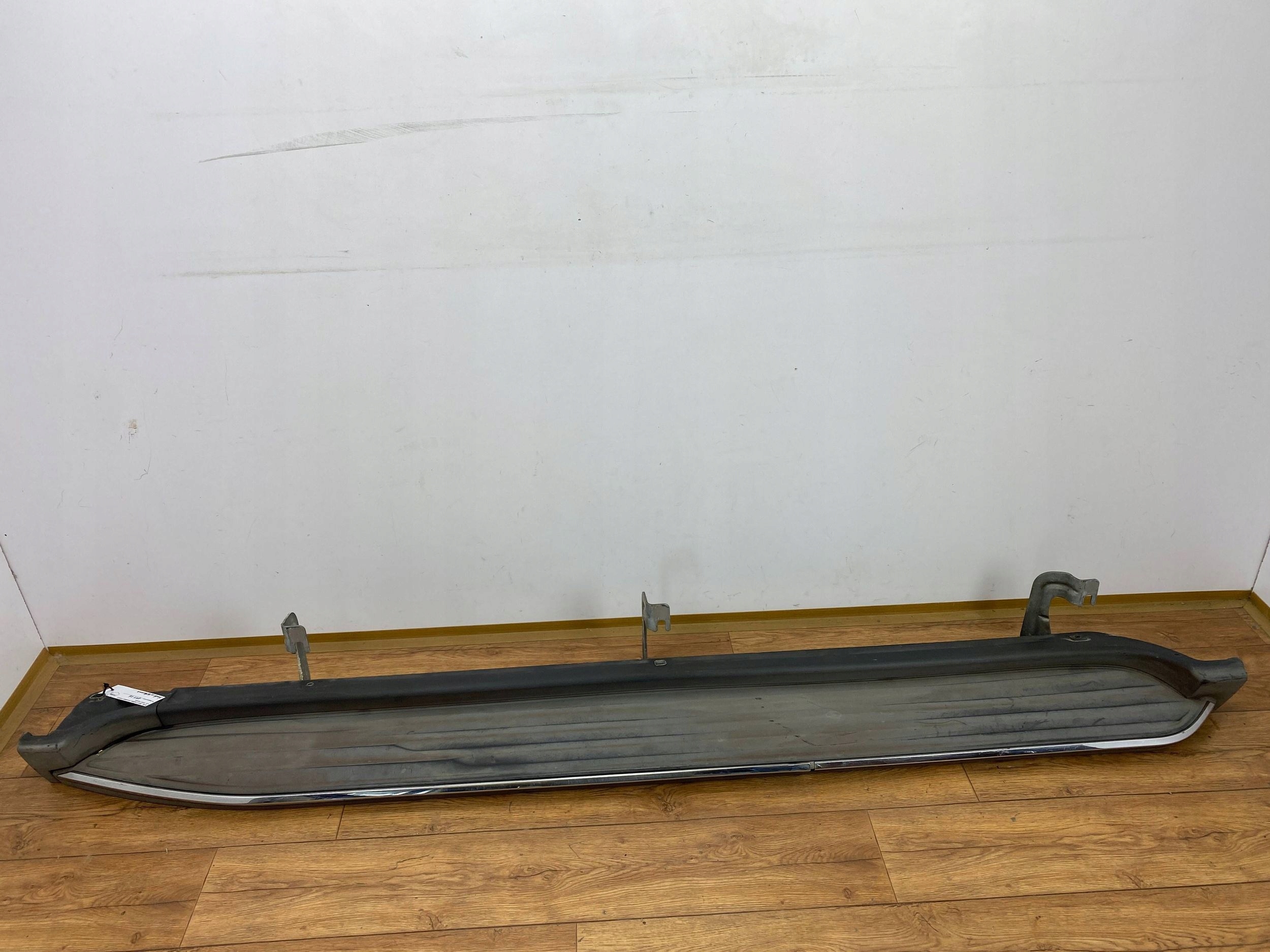 threshold left Cadillac Escalade IV 2015+