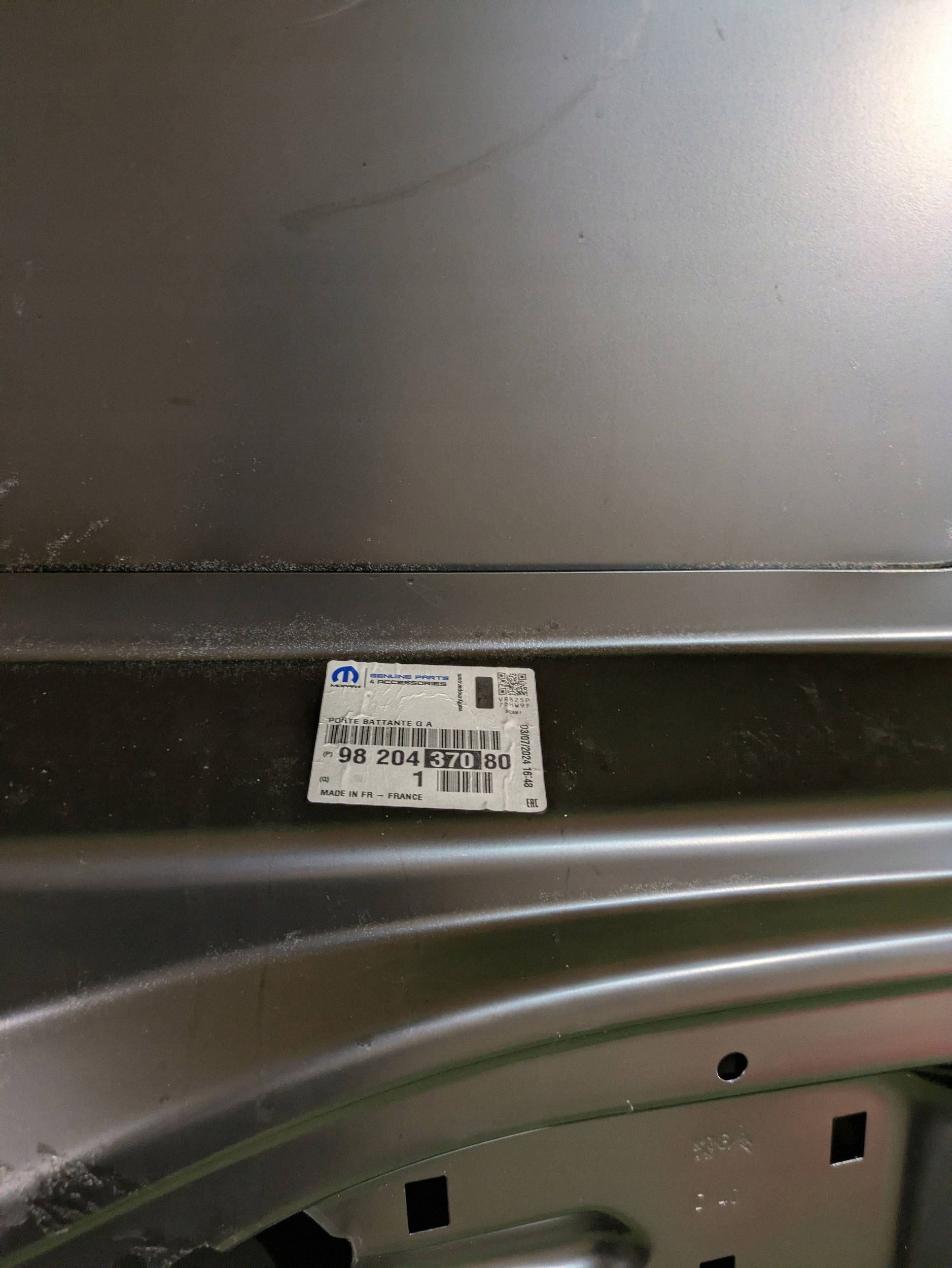door rear. left BERLINGO IV PARTNER COMBO E PROACE CITY 18- NR.D9296