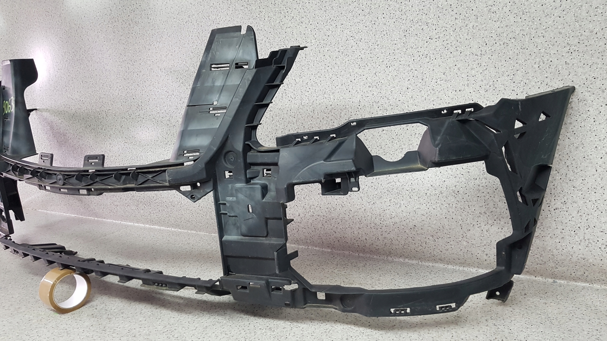 support MERCEDES pillar ML 164 LIFT bumper front 9063