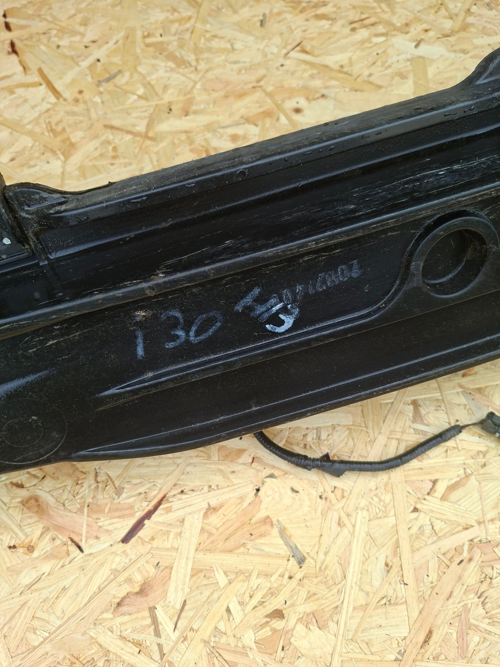 sider pillar below bumper rear part HYUNDAI I30 II 86631-A6000