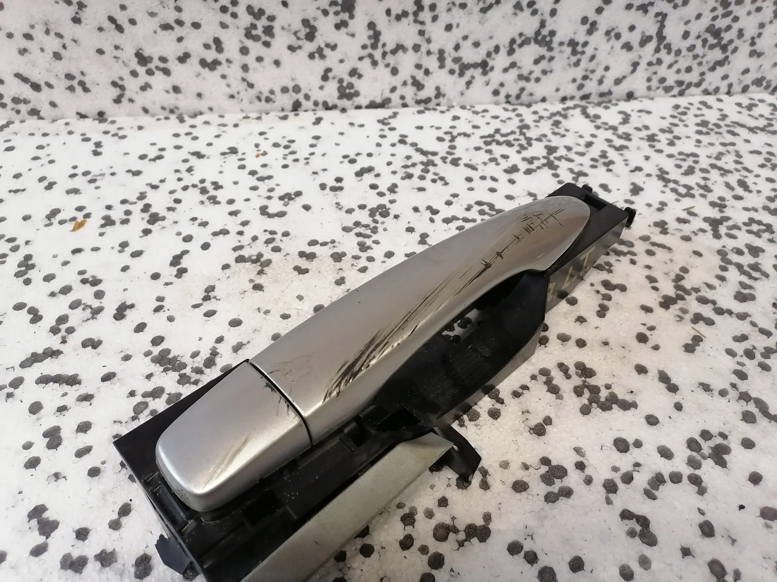 QASHQAI II J11 handle exterior left rear part