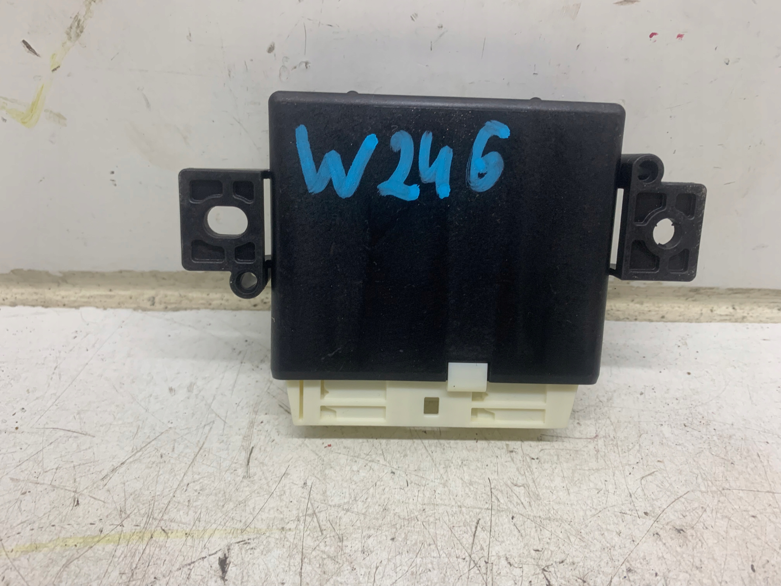 module control unit PDC A2469000005 MERCEDES B-KLASA W246 11-18