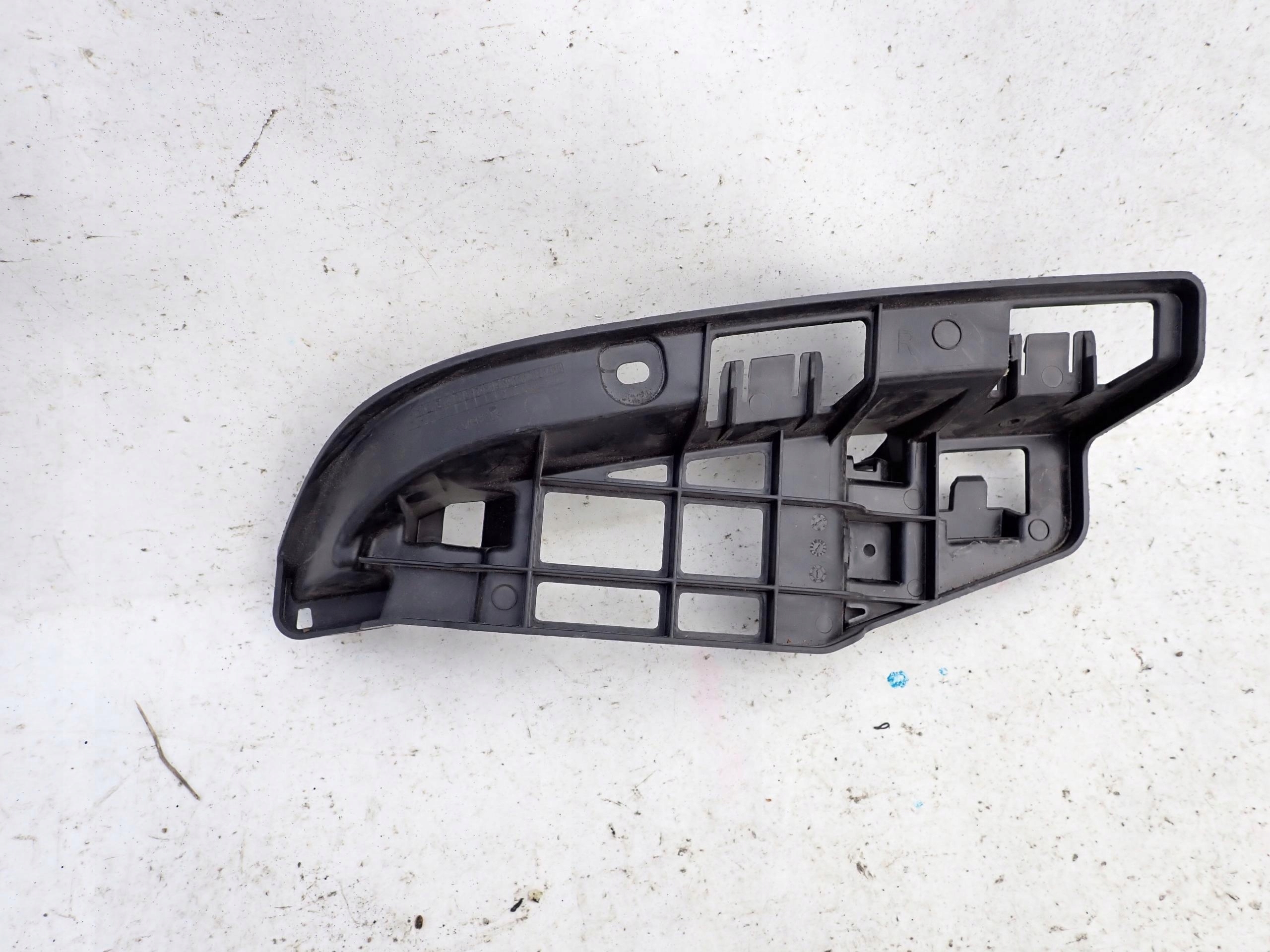 MERCEDES GLK bumper bracket right rear part