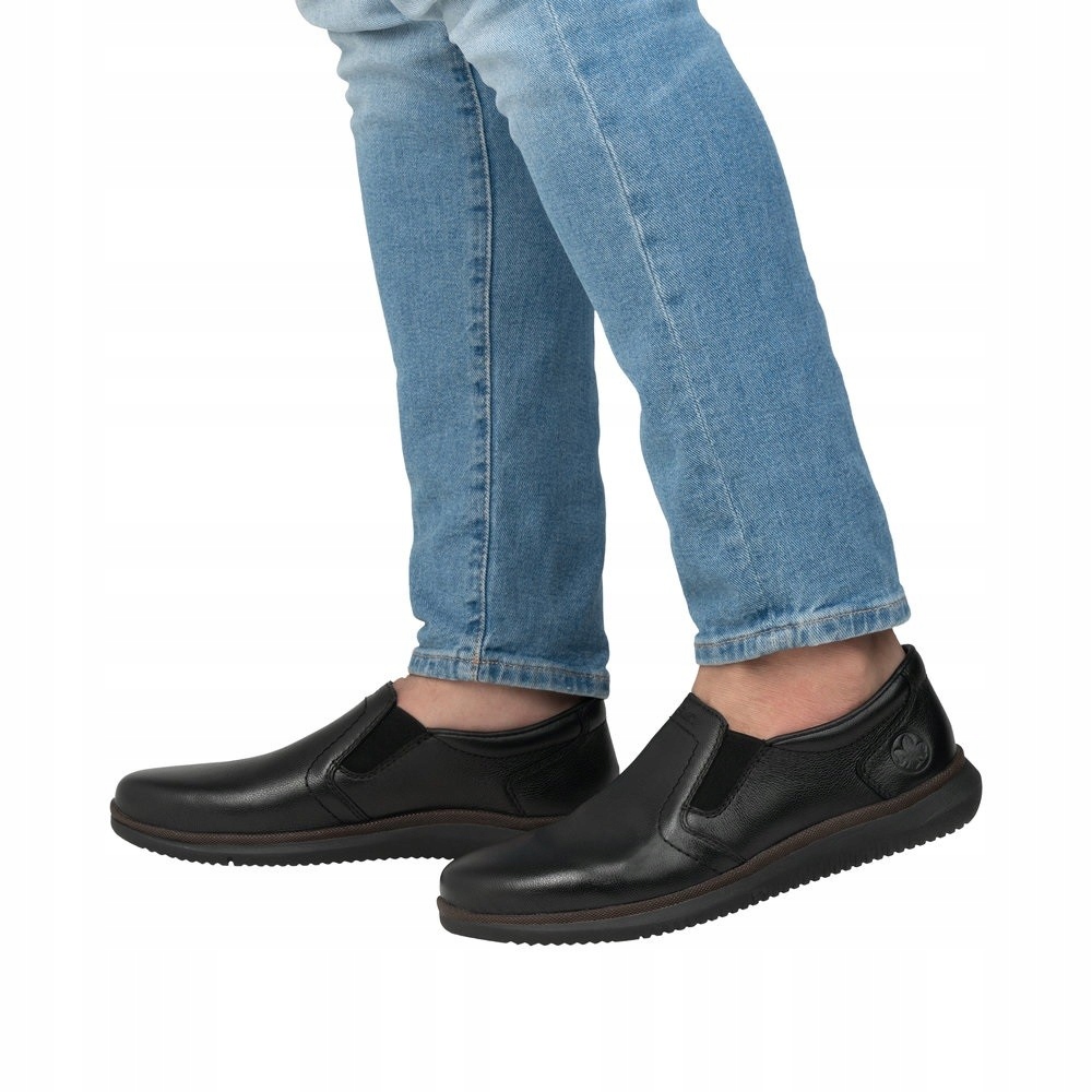 Pánské mokasíny Rieker kožené s lehkou spodní částí, velikost vel