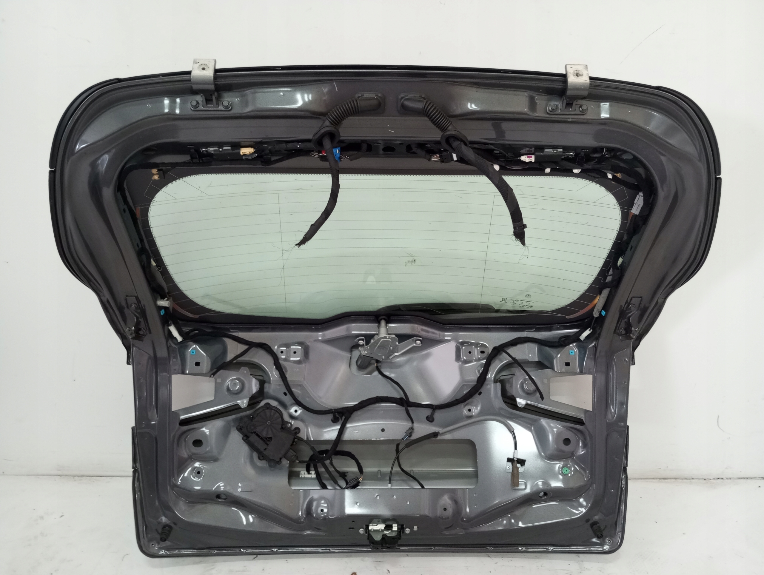 boot doors ALFA ROMEO STELVIO 22R below KAMERE