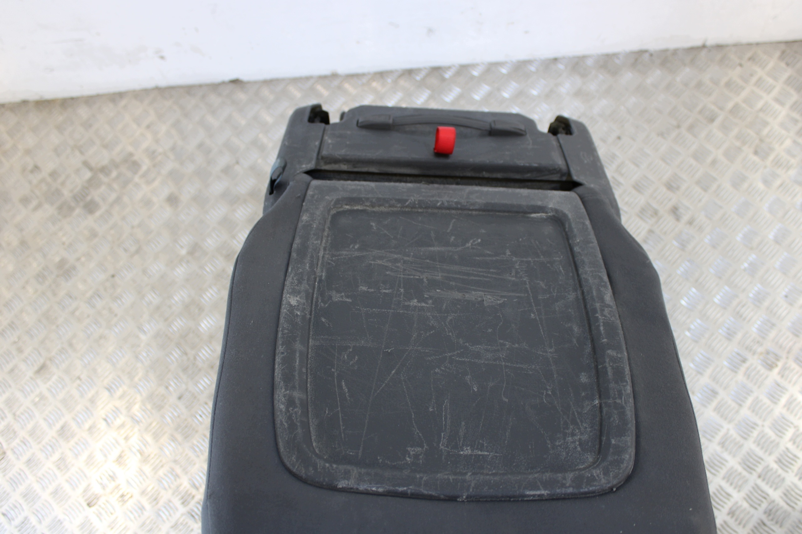 seat II row central VW TOURAN 1T0 1T LIFT