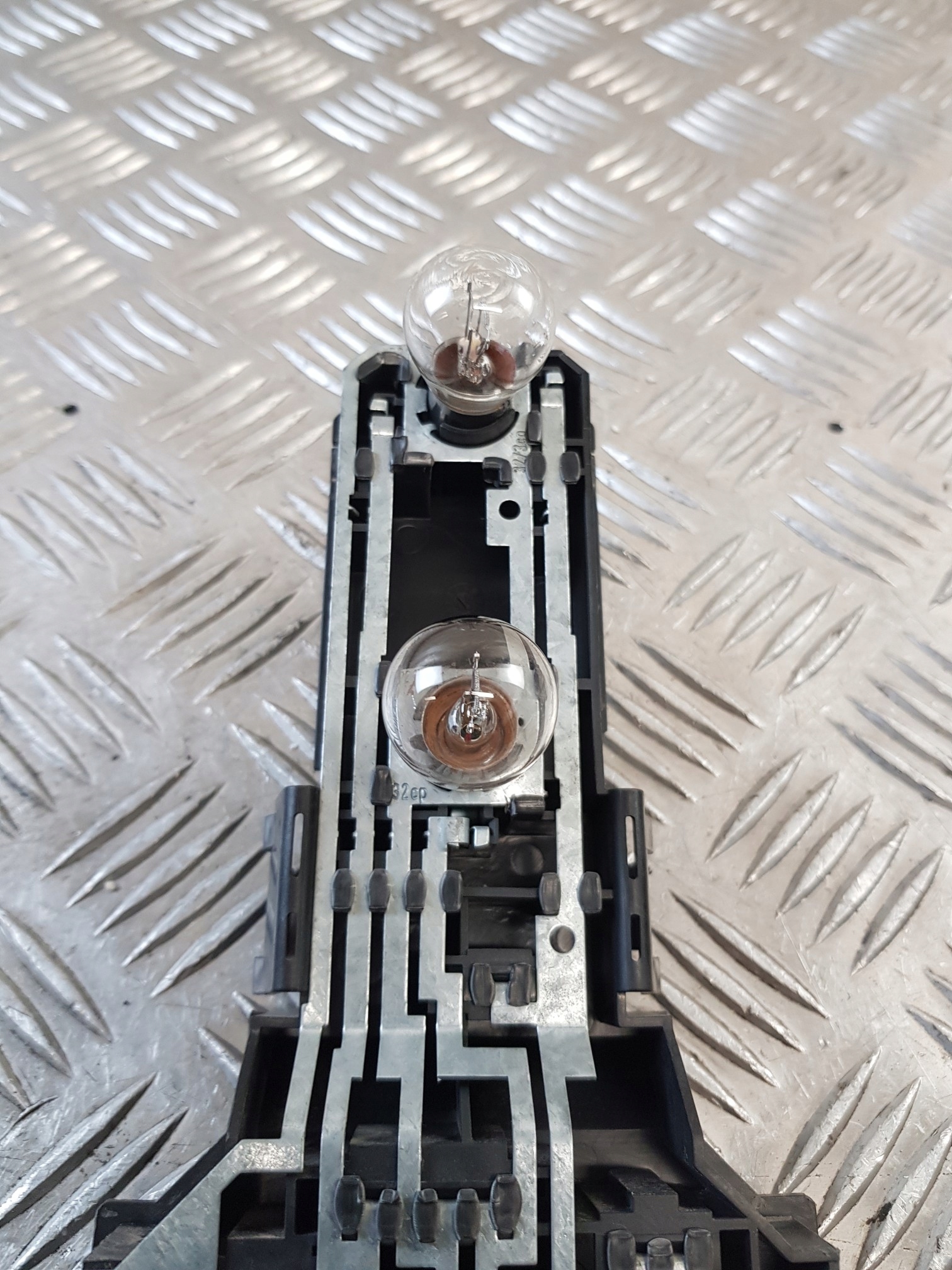 light housing rear part 3B9945257 VW PASSAT B5 KOMBI 97R