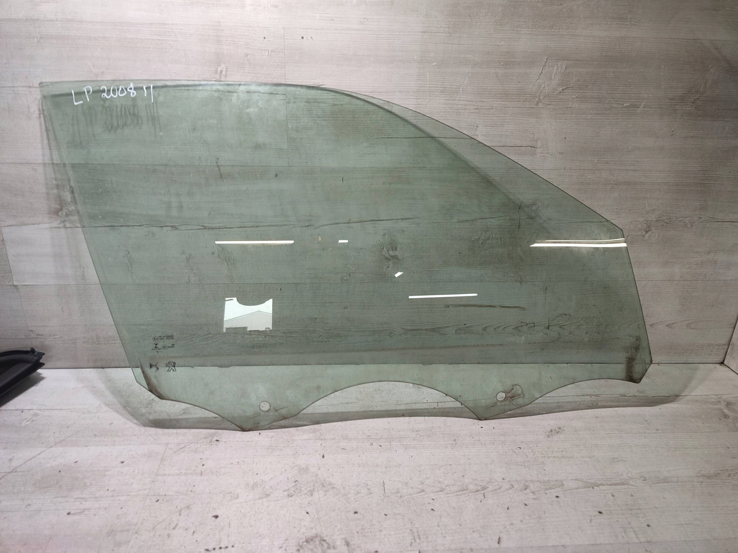 Peugeot 2008 II 2020 front side left window door przednich