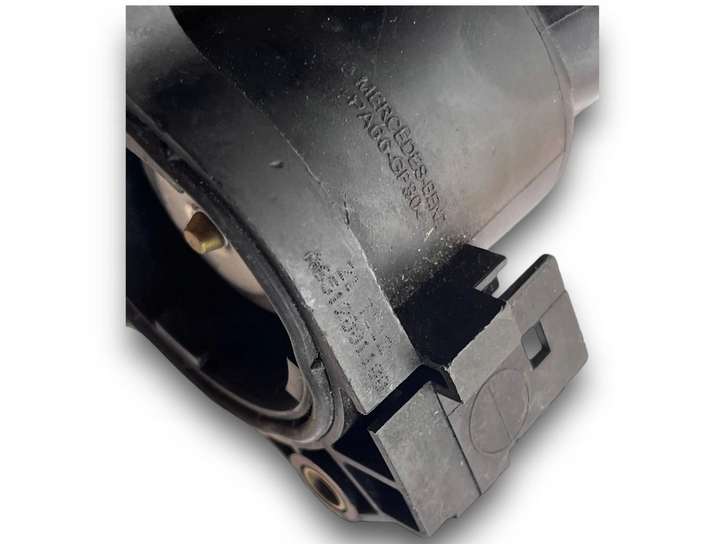 Mercedes-Benz pumpa vode PA66GF80 $J