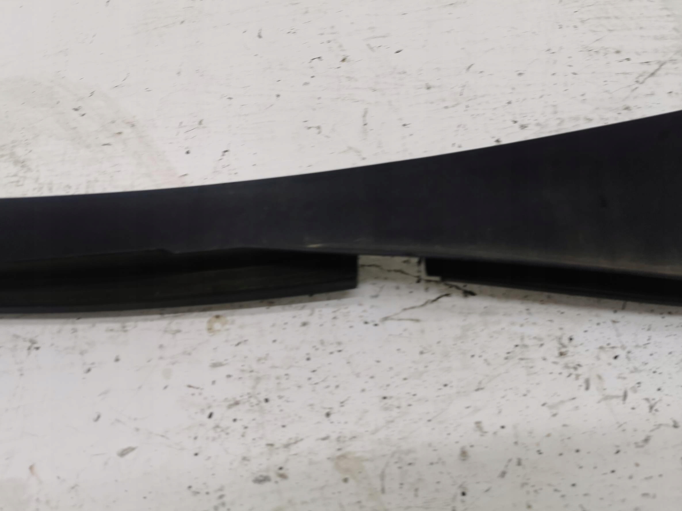 moulding under the window upper AUDI A4 B8 8K1819403 07-15