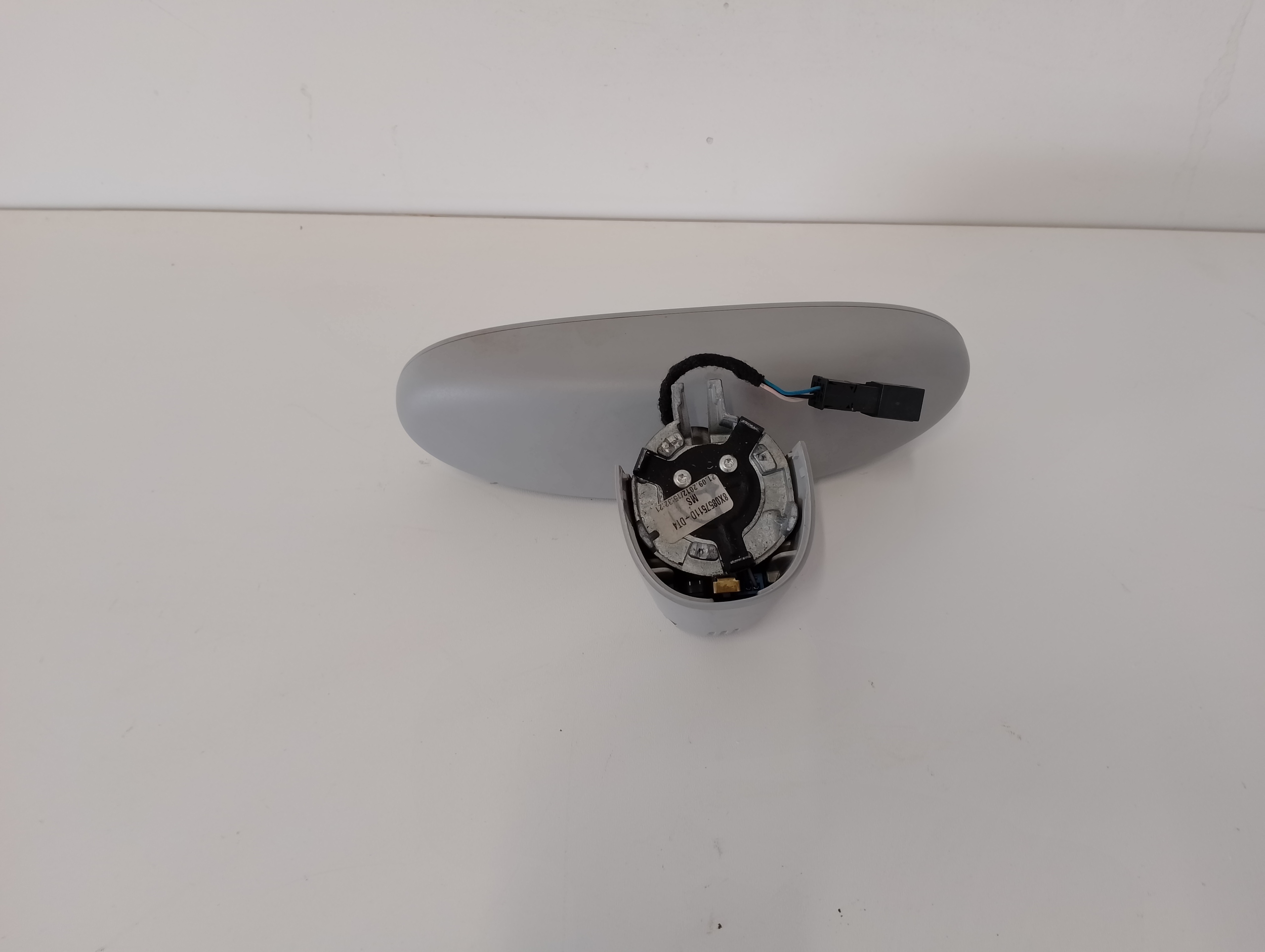 AUDI A1 mirror inner reversely 8X0857511D 8X
