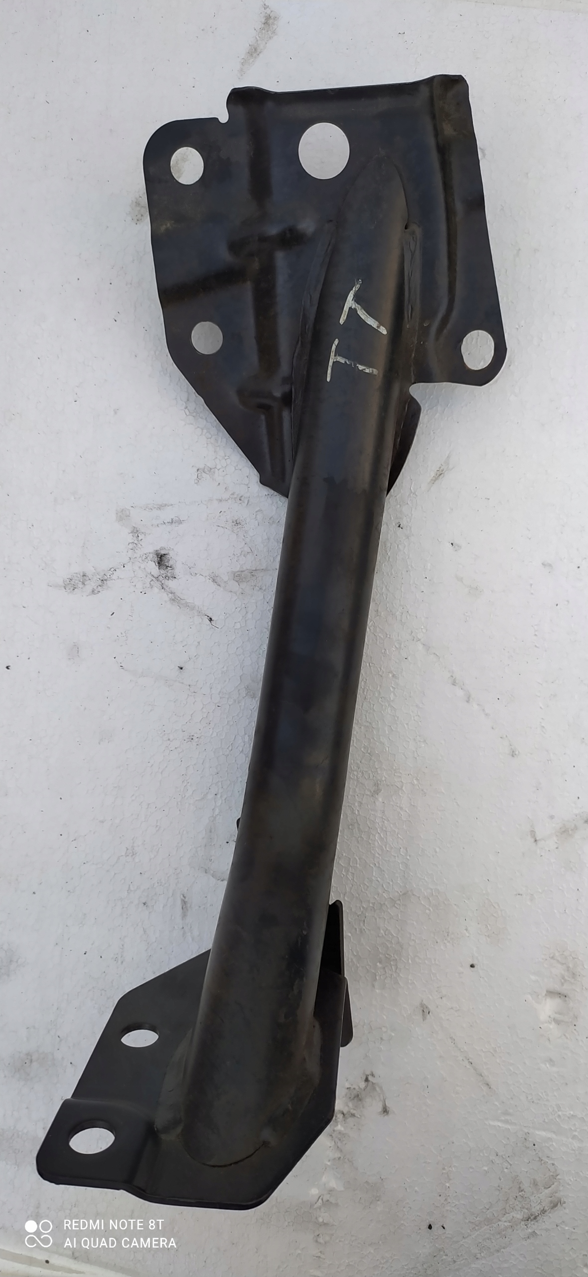8N8880266 AUDI TT 8N 98-06 Traversa SLUPKA PRAW