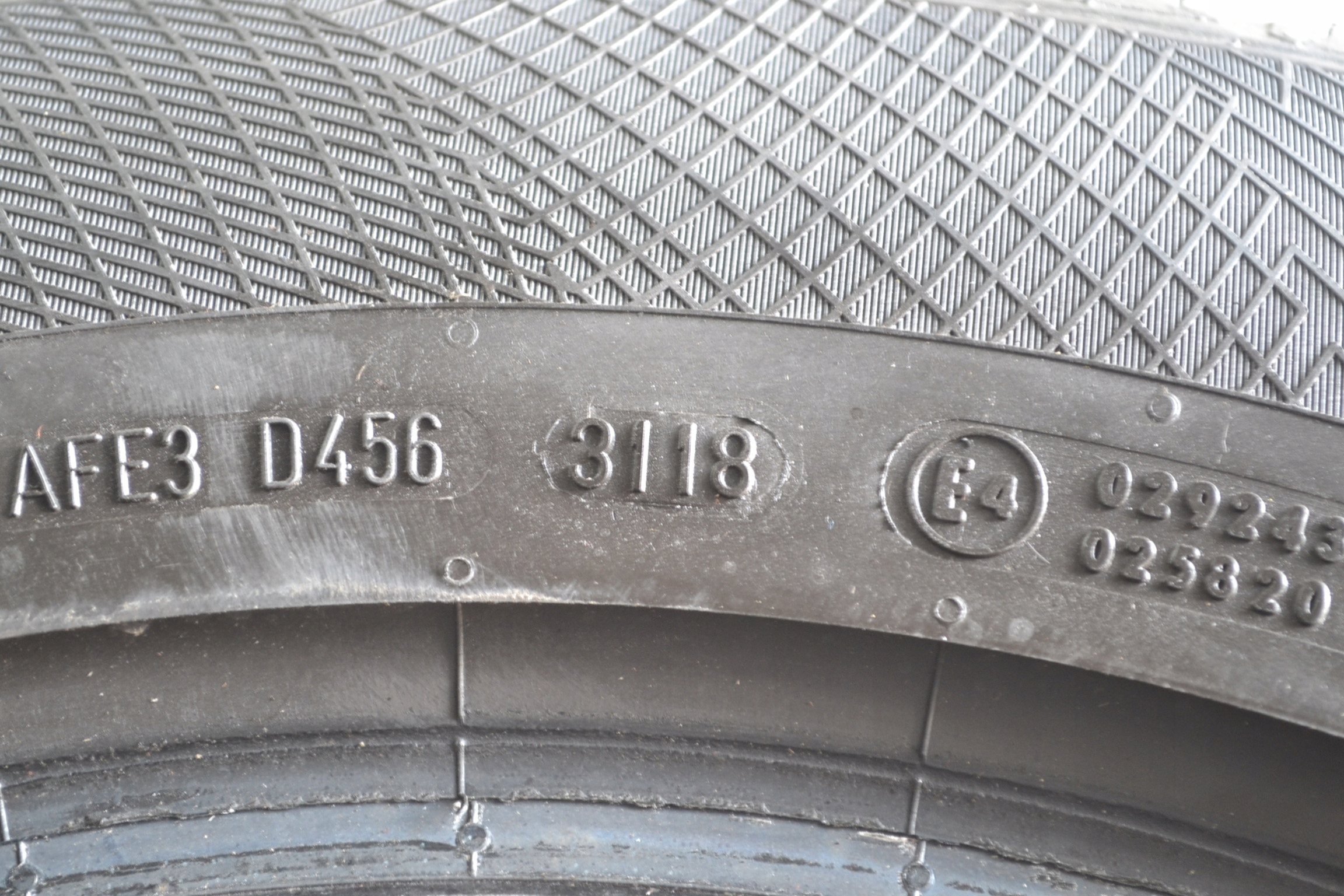 215/65R17 99H CONTINENTAL TS850P SUV x2szt 8990z Model WinterContact TS 850 P