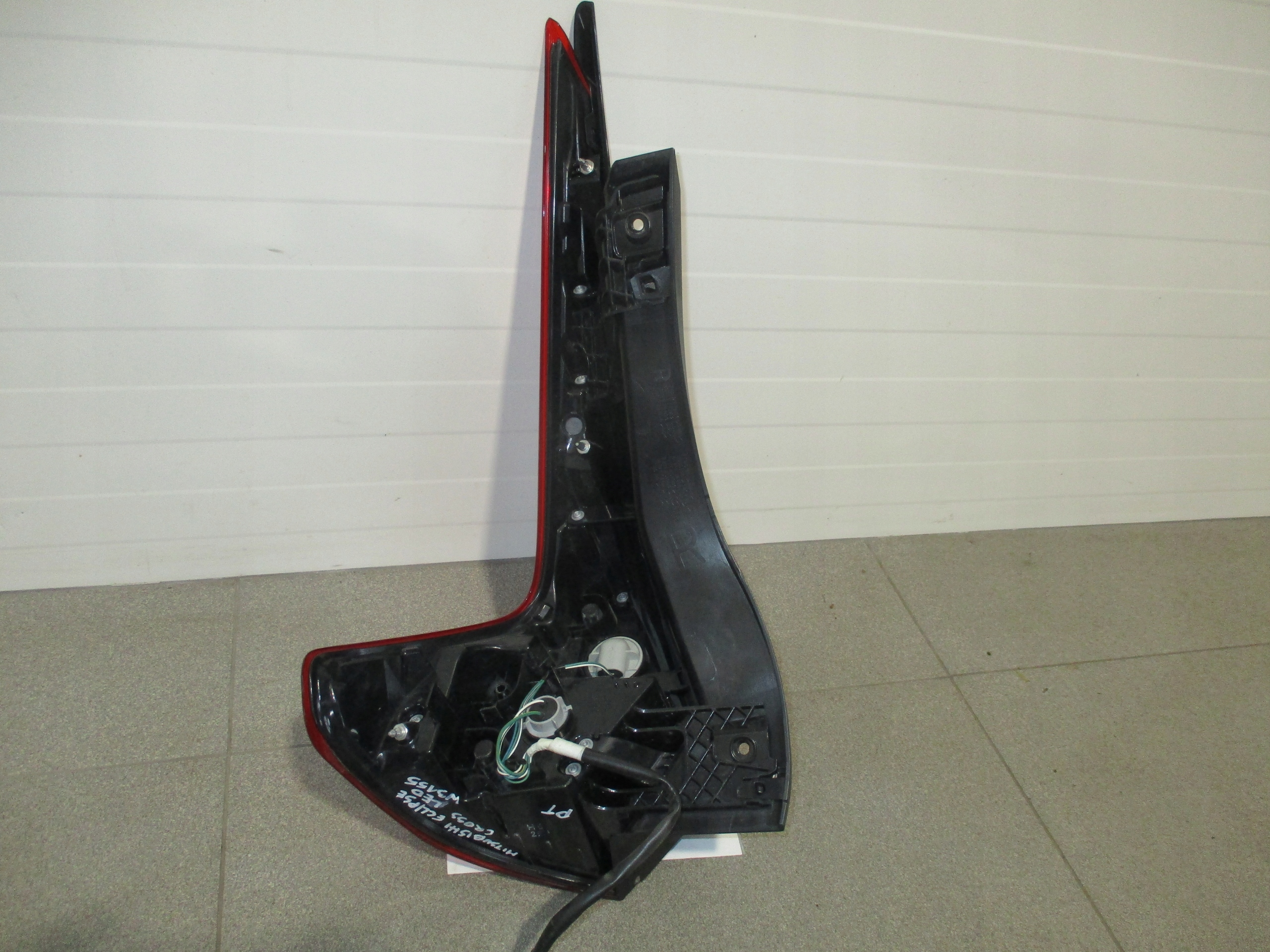 light right rear part Mitsubishi Eclipse Cross W 3155