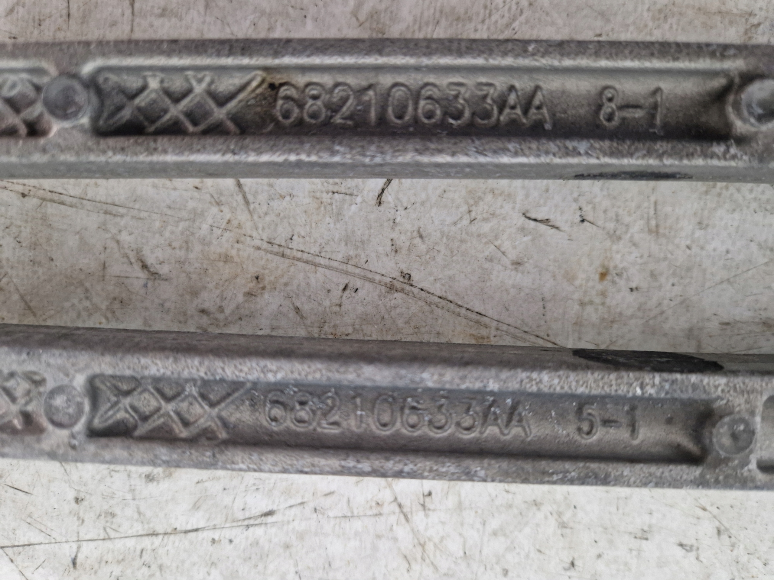 DODGE CHARGER 2015- arm rear part rear left right 68210633AA