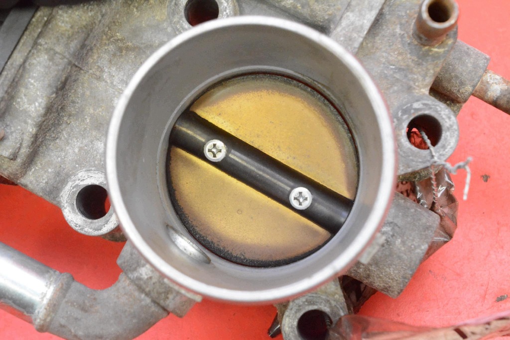 Valvola a farfalla 79J0-1041 SUZUKI SX4 1 e 1.6 16V 107 KM 06-14