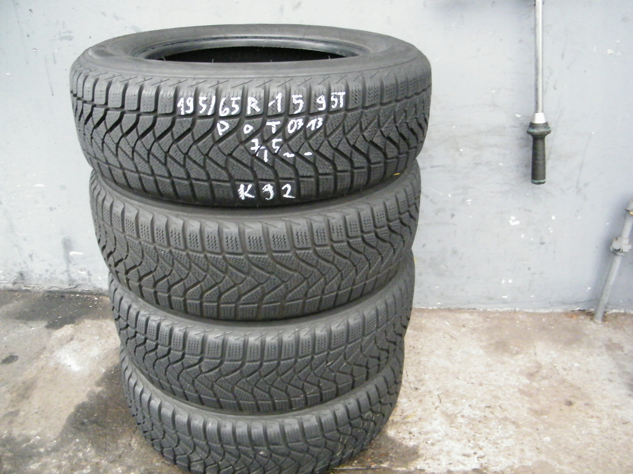 [K92] 4XZIMA 195/65R15 95T FIRESTONE WINTERHAWK & Sezon zimowe