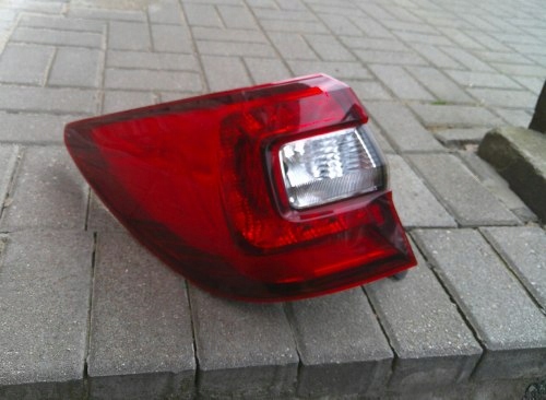 SUBARU LEGACY OUTBACK LIFT 2015- LED LEWA TYLNA LAMPA ORYGINAŁ