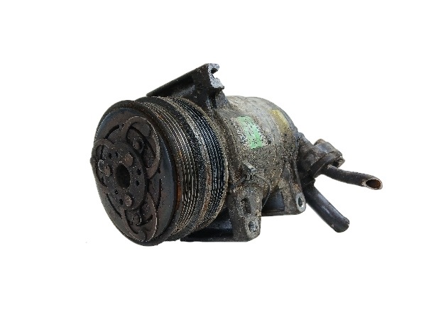 VOLVO V50 2.4 D compressor; air conditioning compressor 36001118