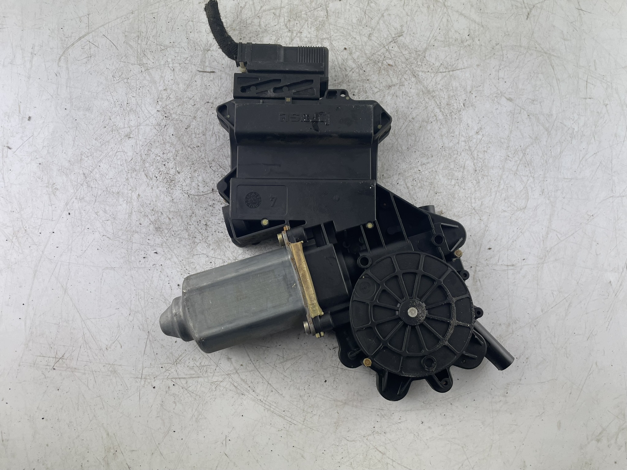 engine podnosnika windows left rear part 1H4 959 812B Ford Galaxy WGR