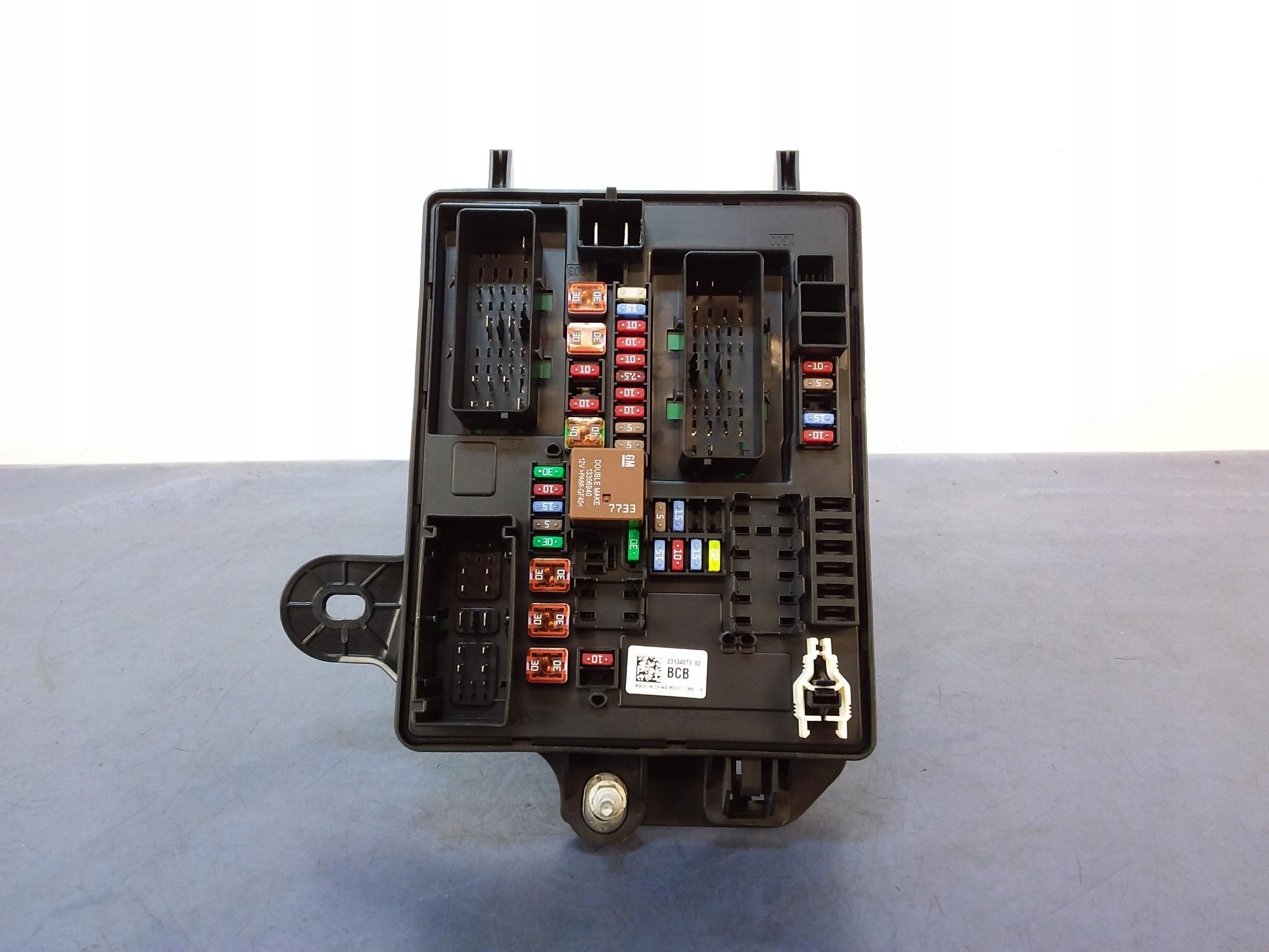 CADILLAC CTS III SKRZYNKA BEZPIECZNIKÓW 23134073