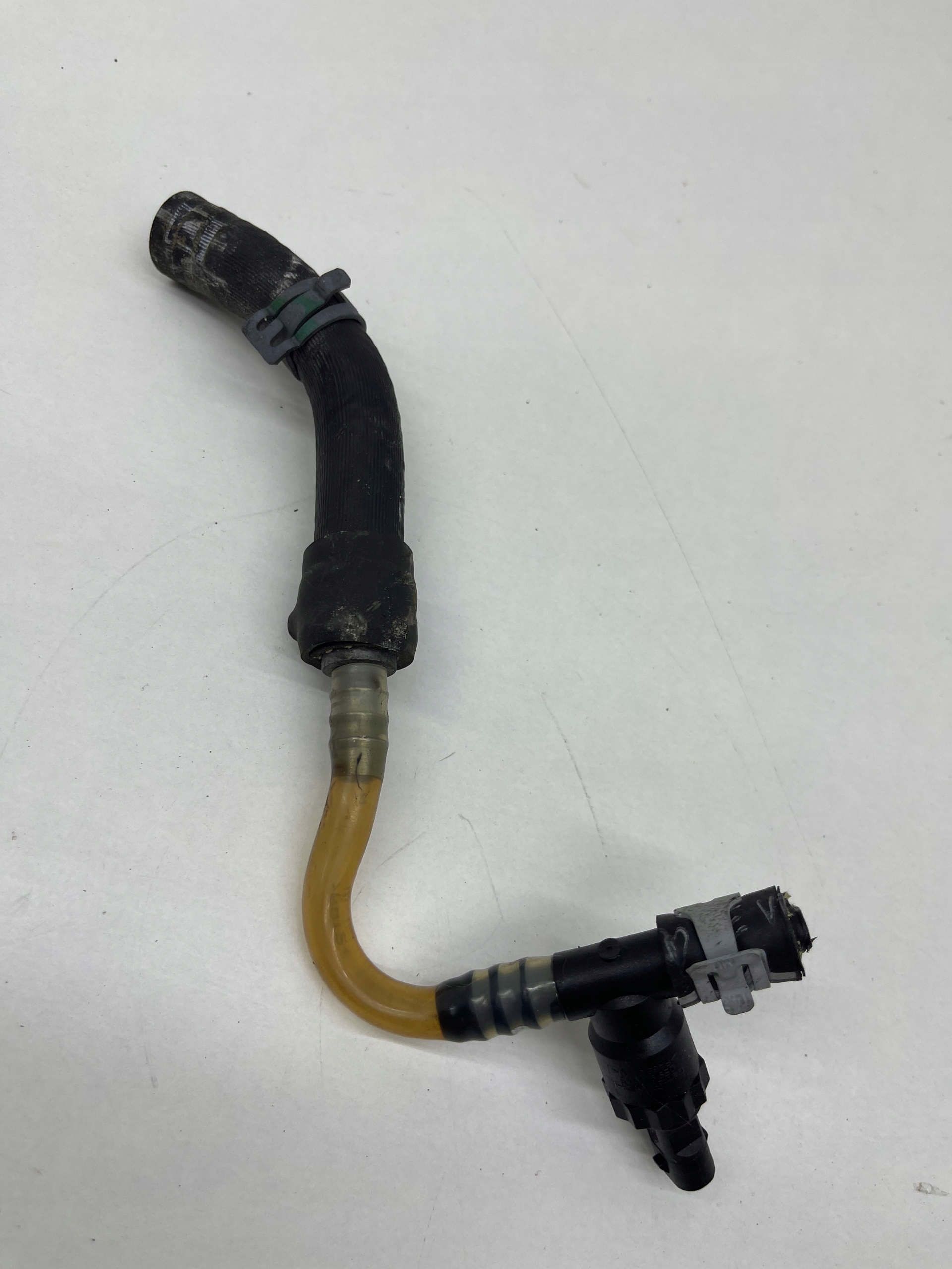 AUDI A7 A6 C7 3.0 TDI CDU CLA fuel line paliwowy + sensor
