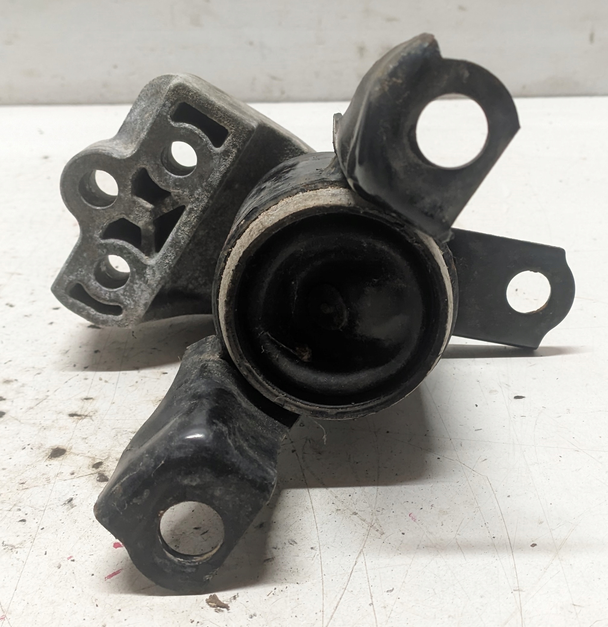FORD B-MAX 12R 1.0EB holder engine mount C1B1-6F012-AC
