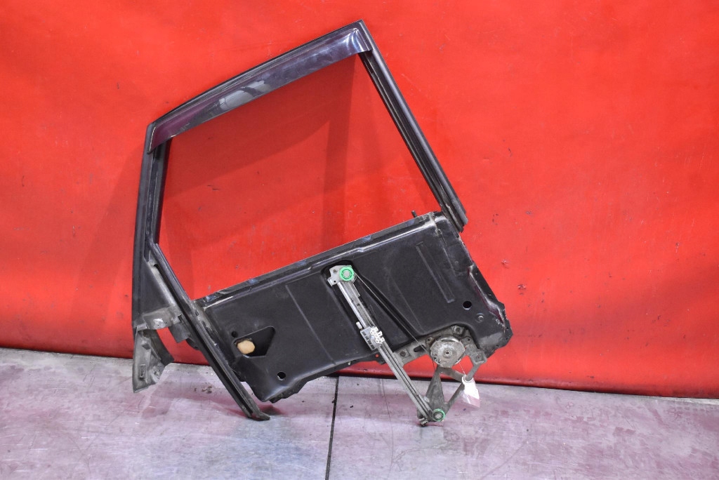 window regulator right rear part AUDI A6 C4 sedan 94-97