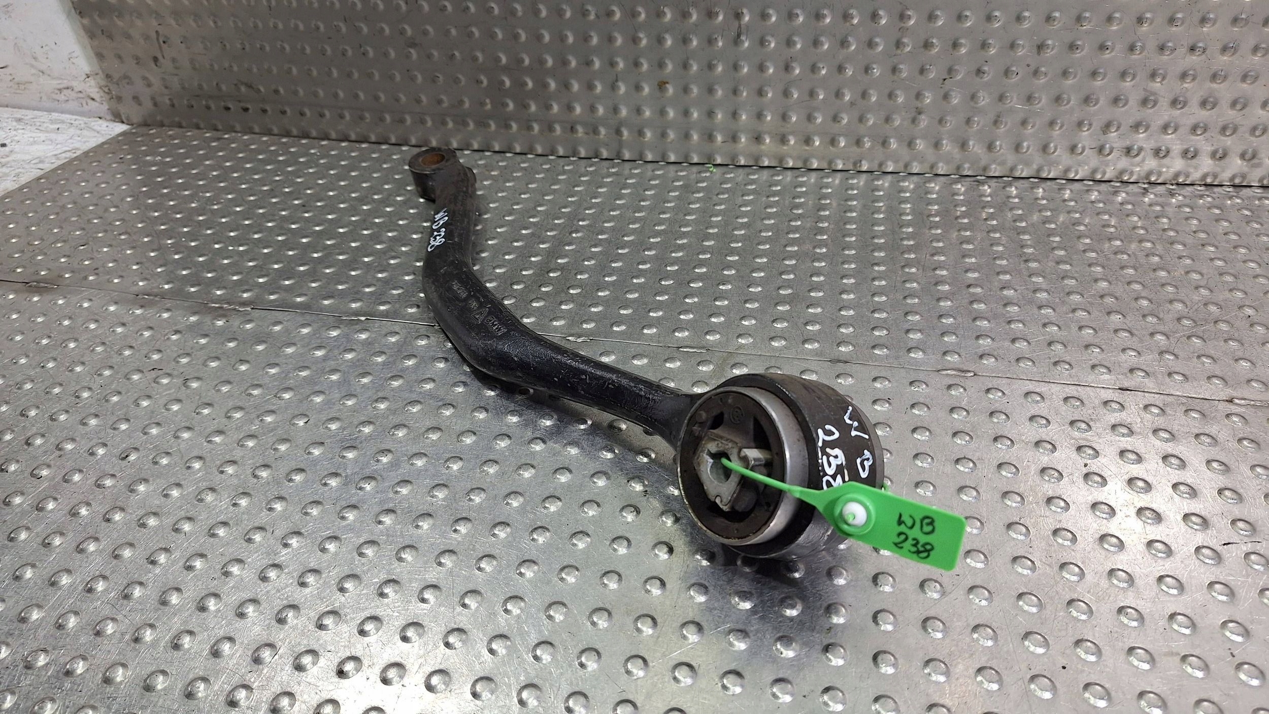 arm front left front upper 3412141 BMW X3 E83