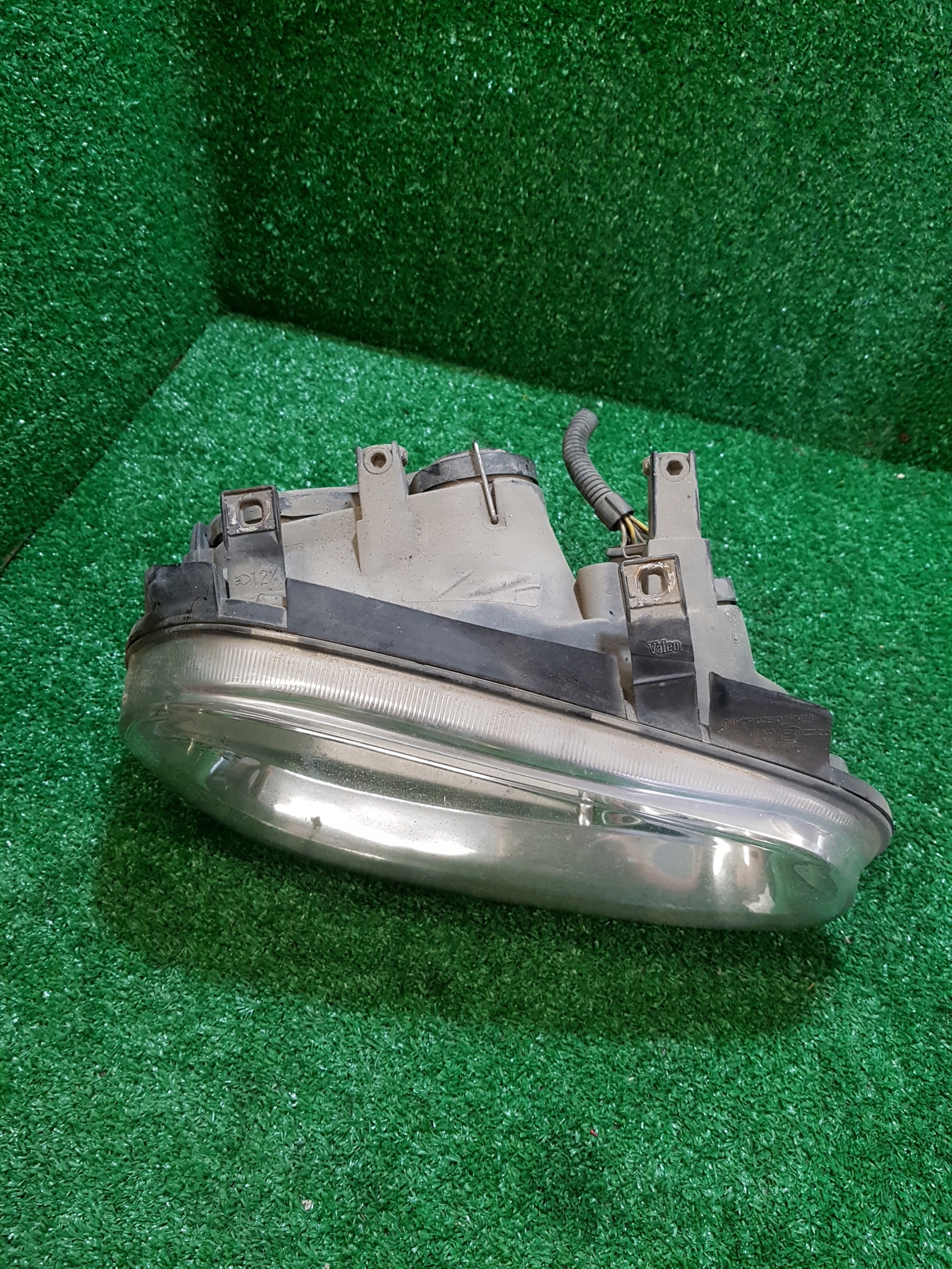 light right front VOLKSWAGEN GOLF 4 VALEO