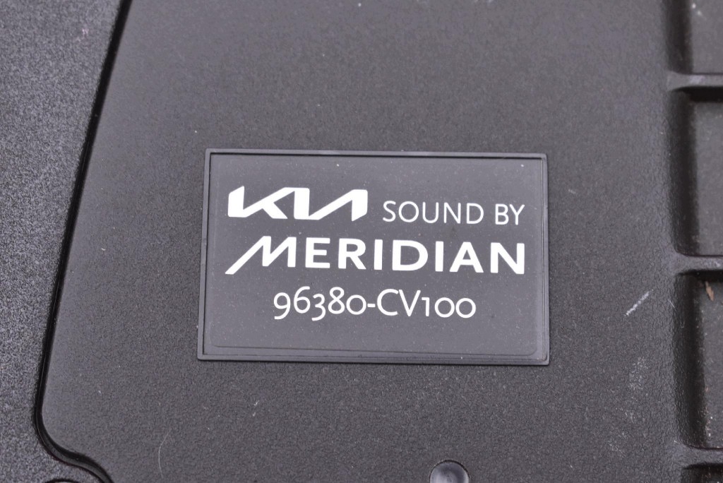 speaker SUBWOOFER MERIDIAN 96380-CV100 KIA EV6 GT 21-24