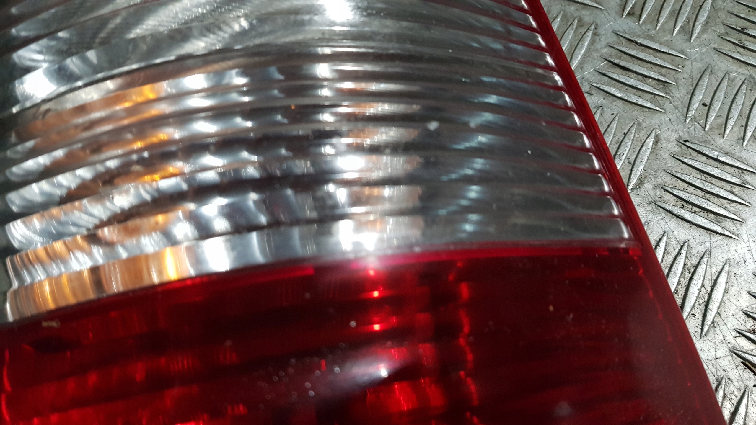 MERCEDES ML W163 Licht links heck