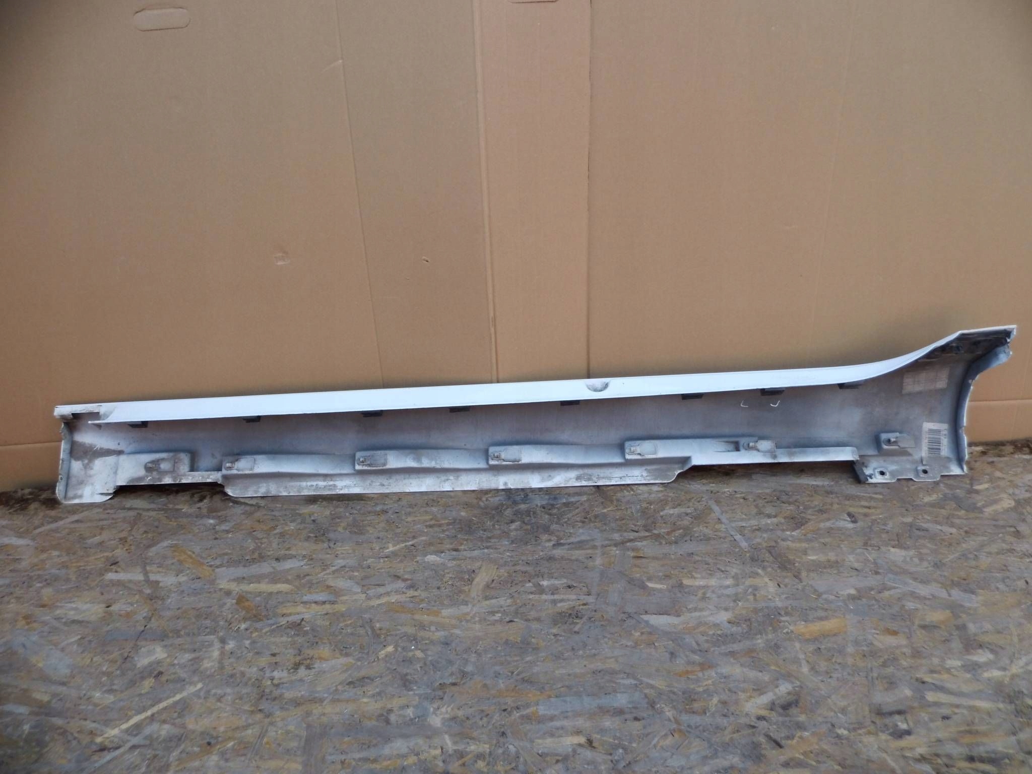 Volvo V40 2012-2018 cap moulding threshold threshold right